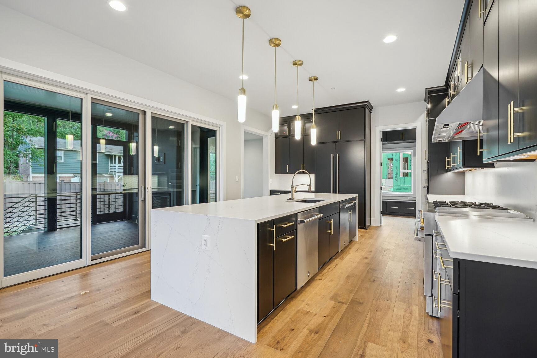 AMALYN - Residential