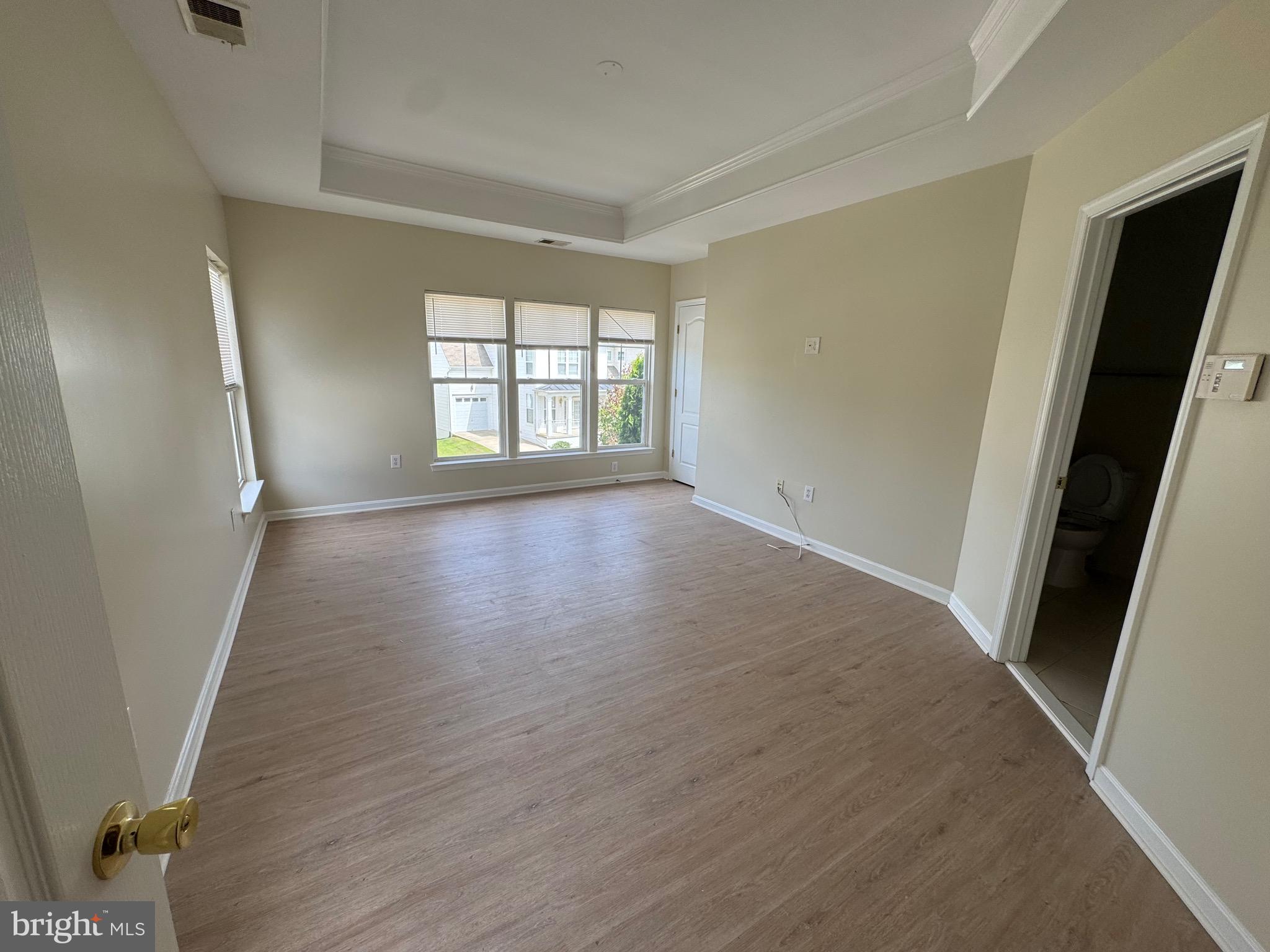 ENCLAVE AT SEVEN OAKS - Residential Lease