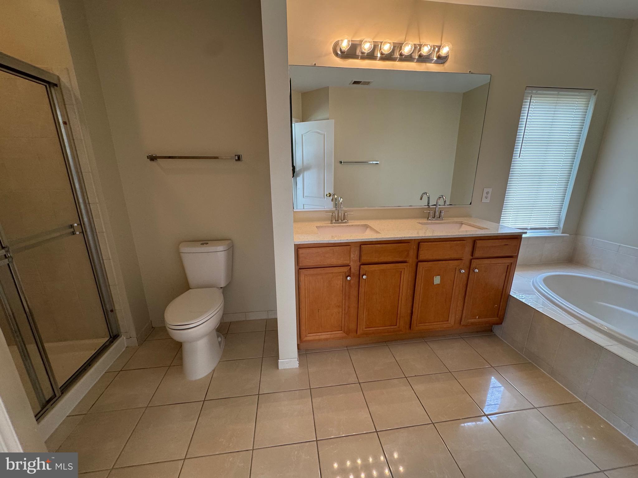 ENCLAVE AT SEVEN OAKS - Residential Lease