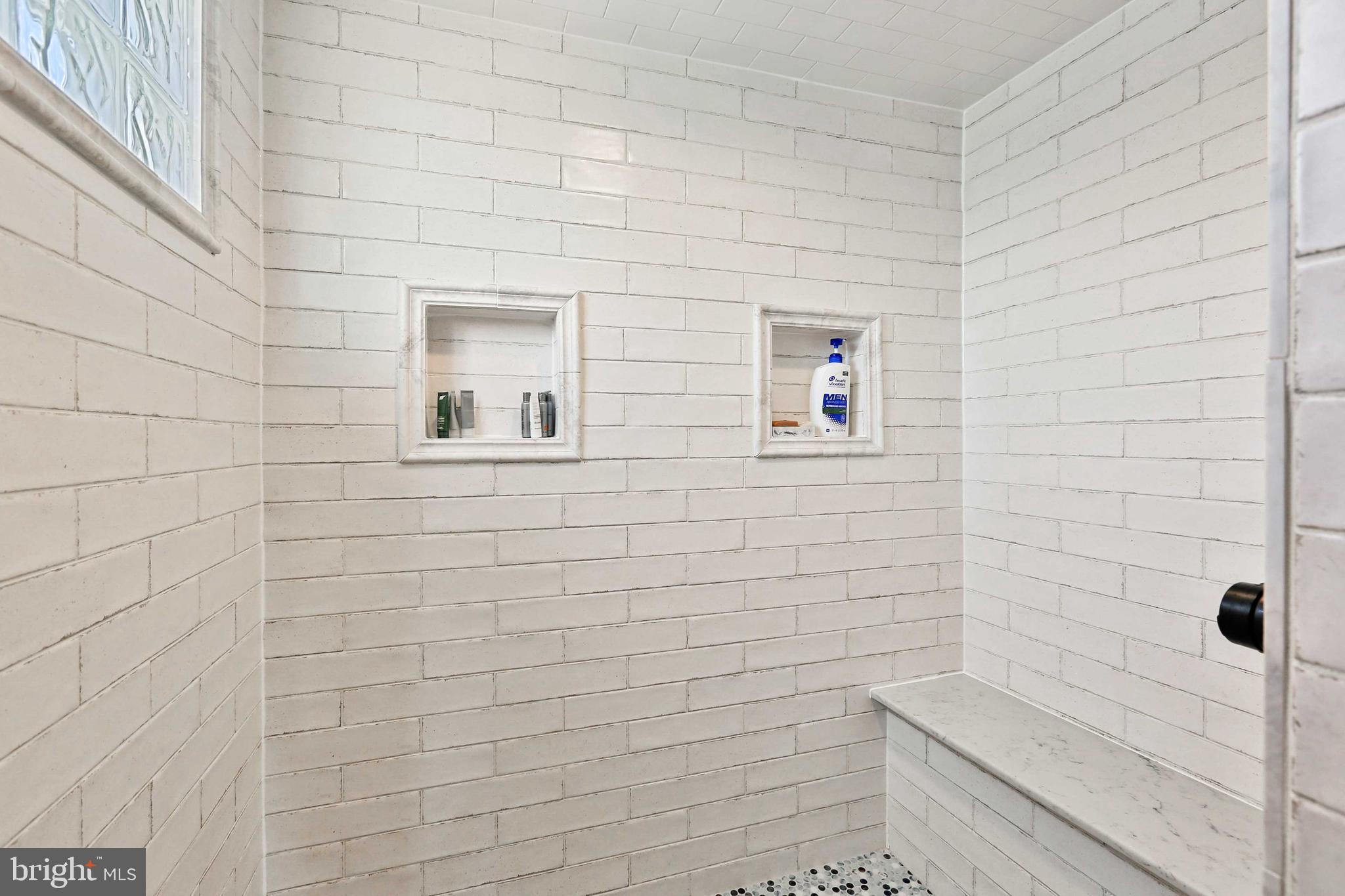 MURRAY POINT - Residential