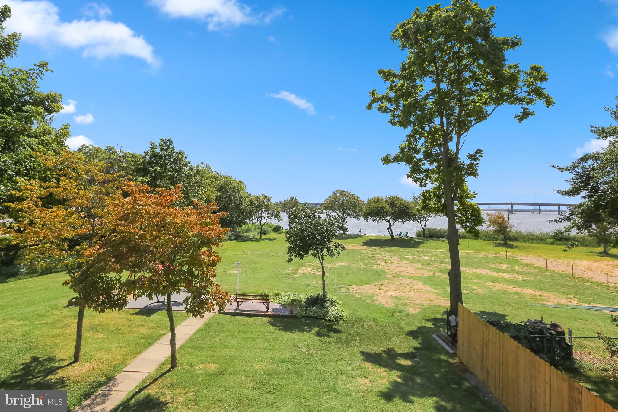 MURRAY POINT - Residential