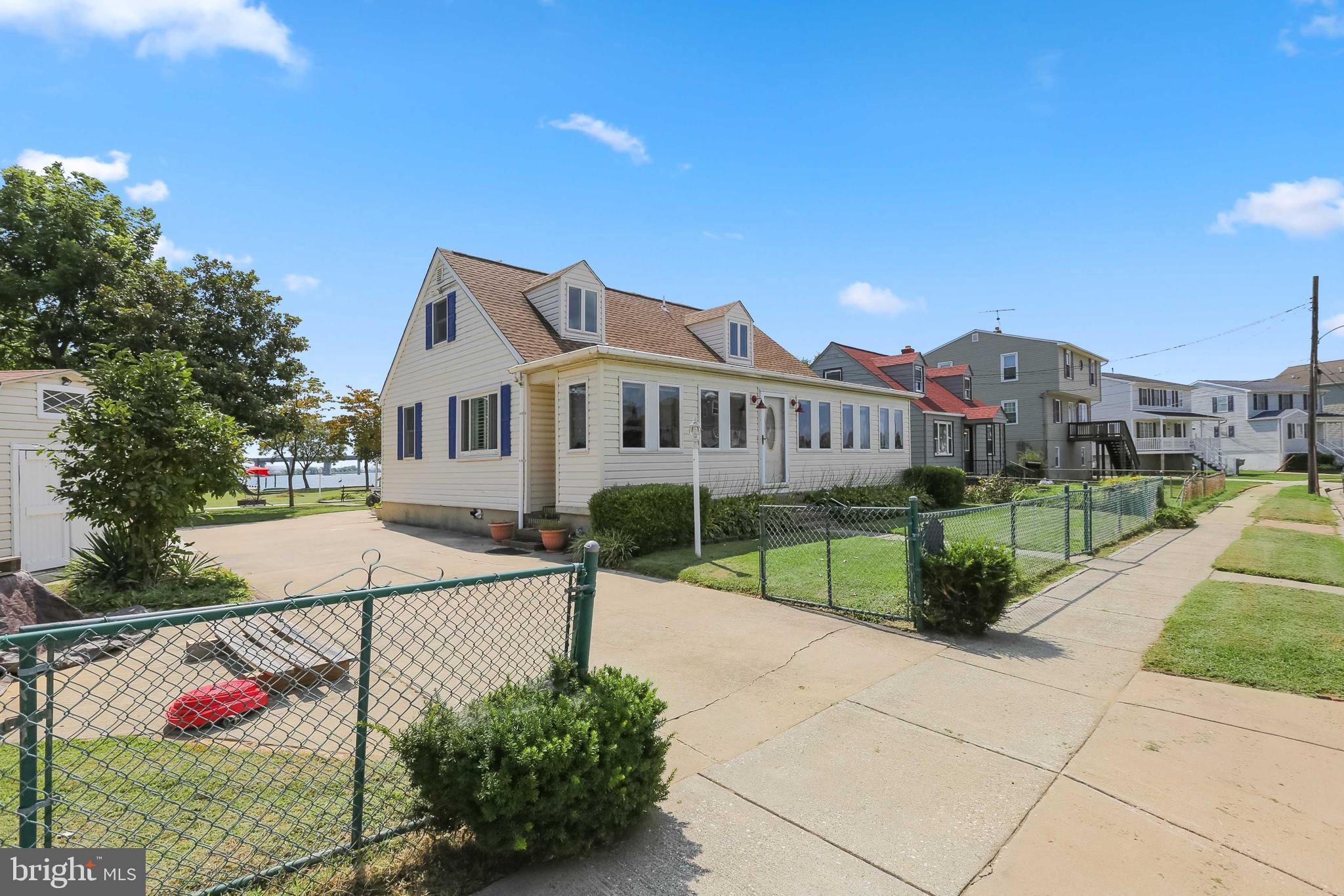 MURRAY POINT - Residential