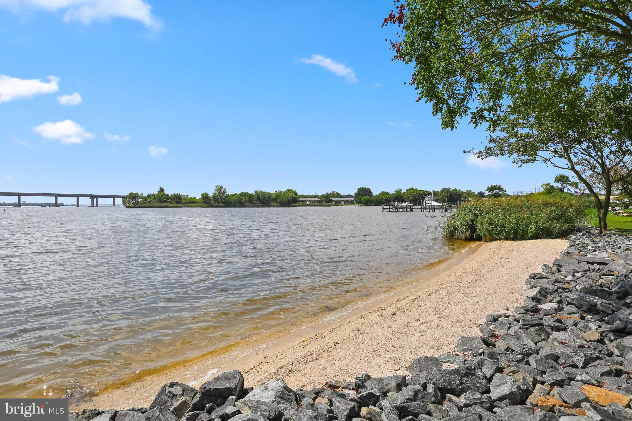 MURRAY POINT - Residential