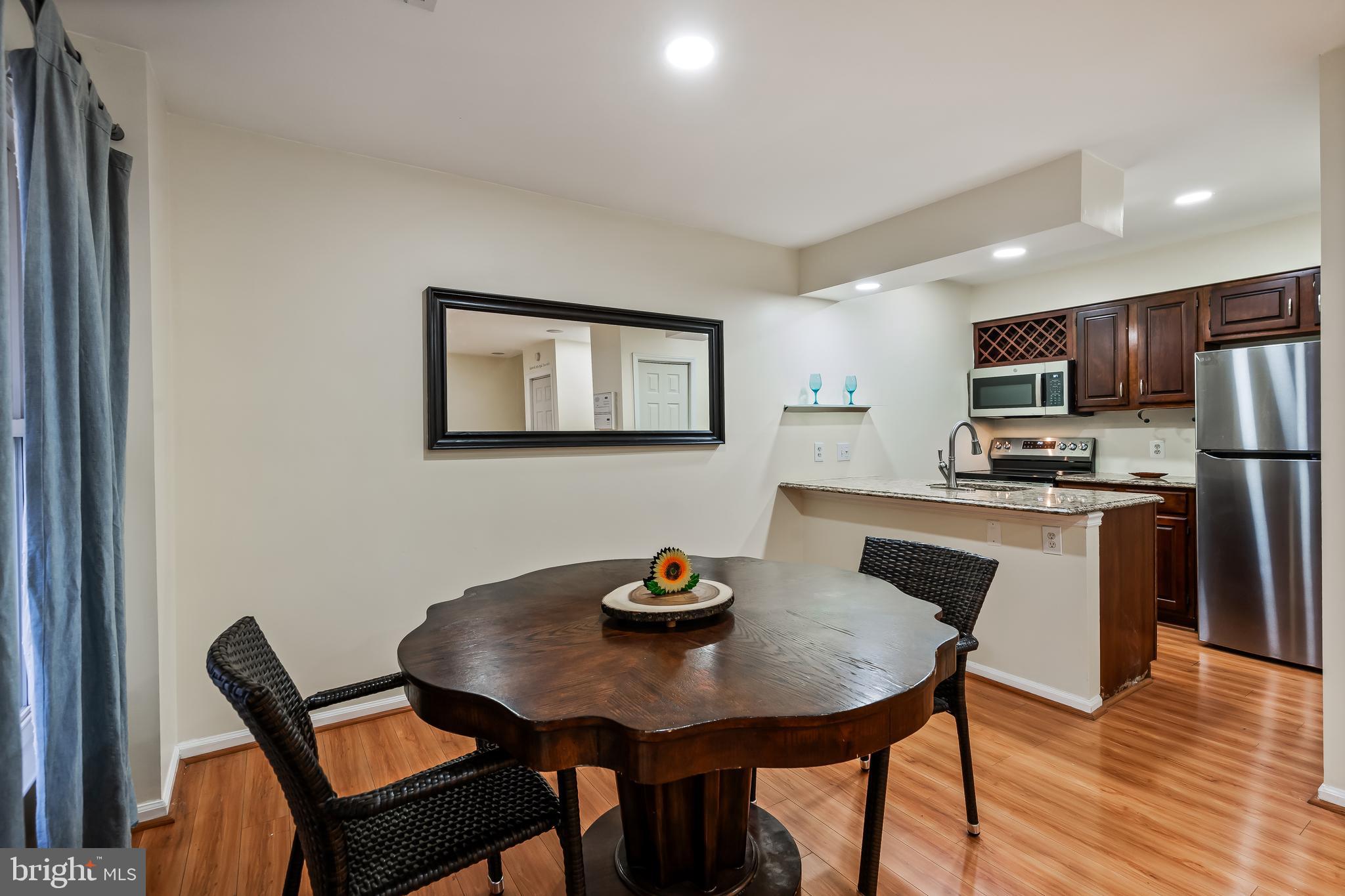 SUNSET RIDGE - Residential