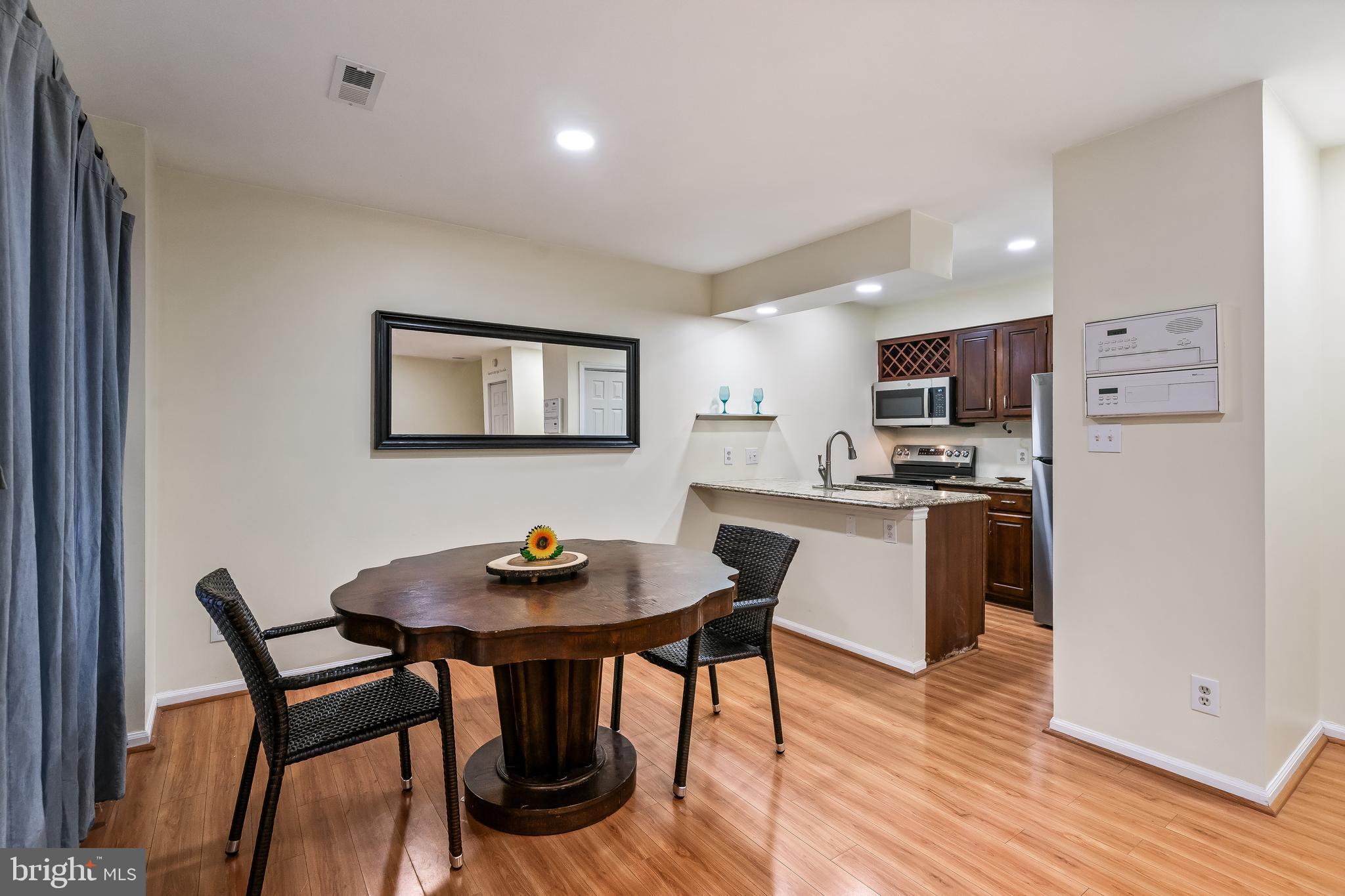 SUNSET RIDGE - Residential