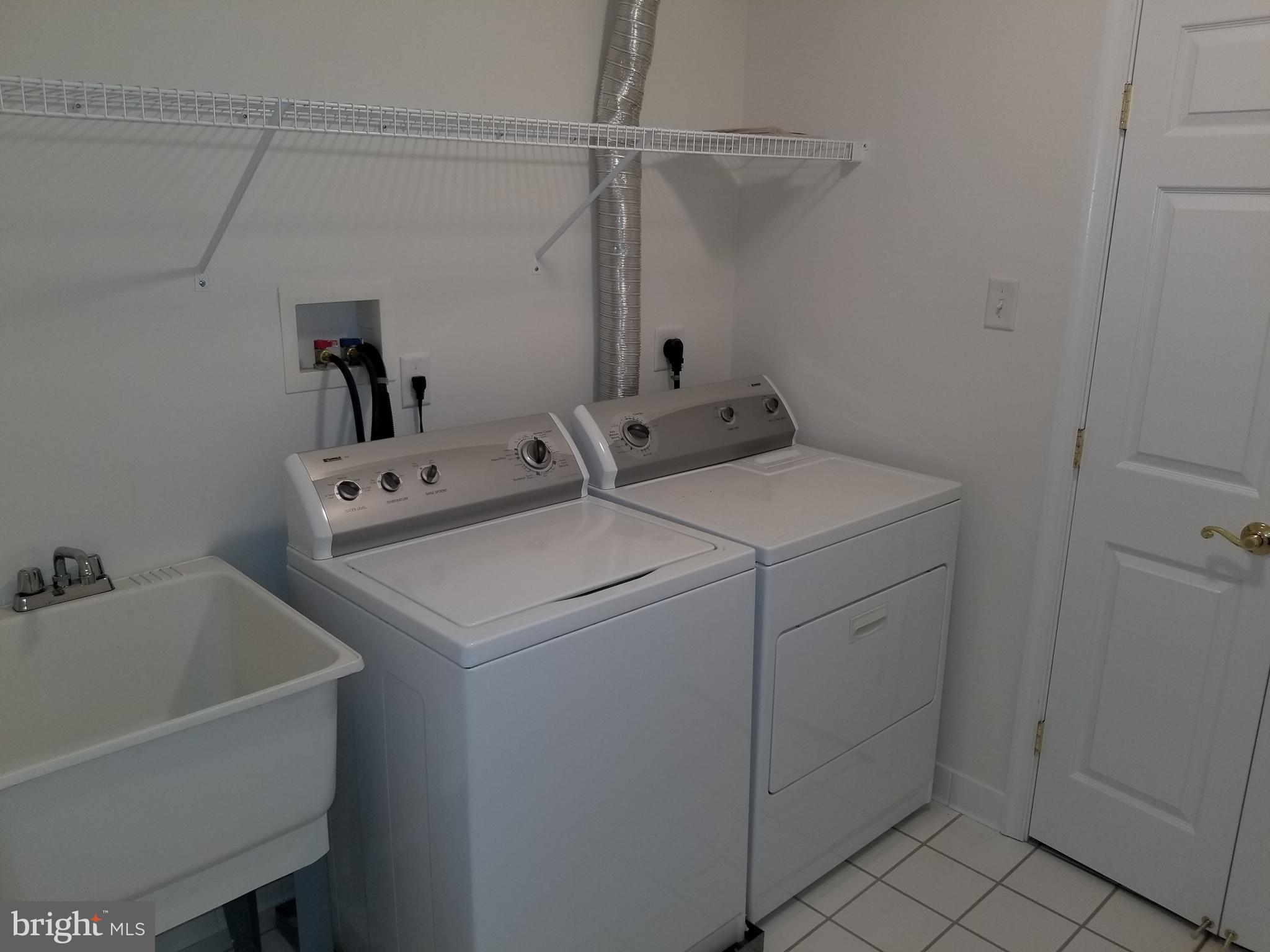 GOLDEN VIEW - Residential