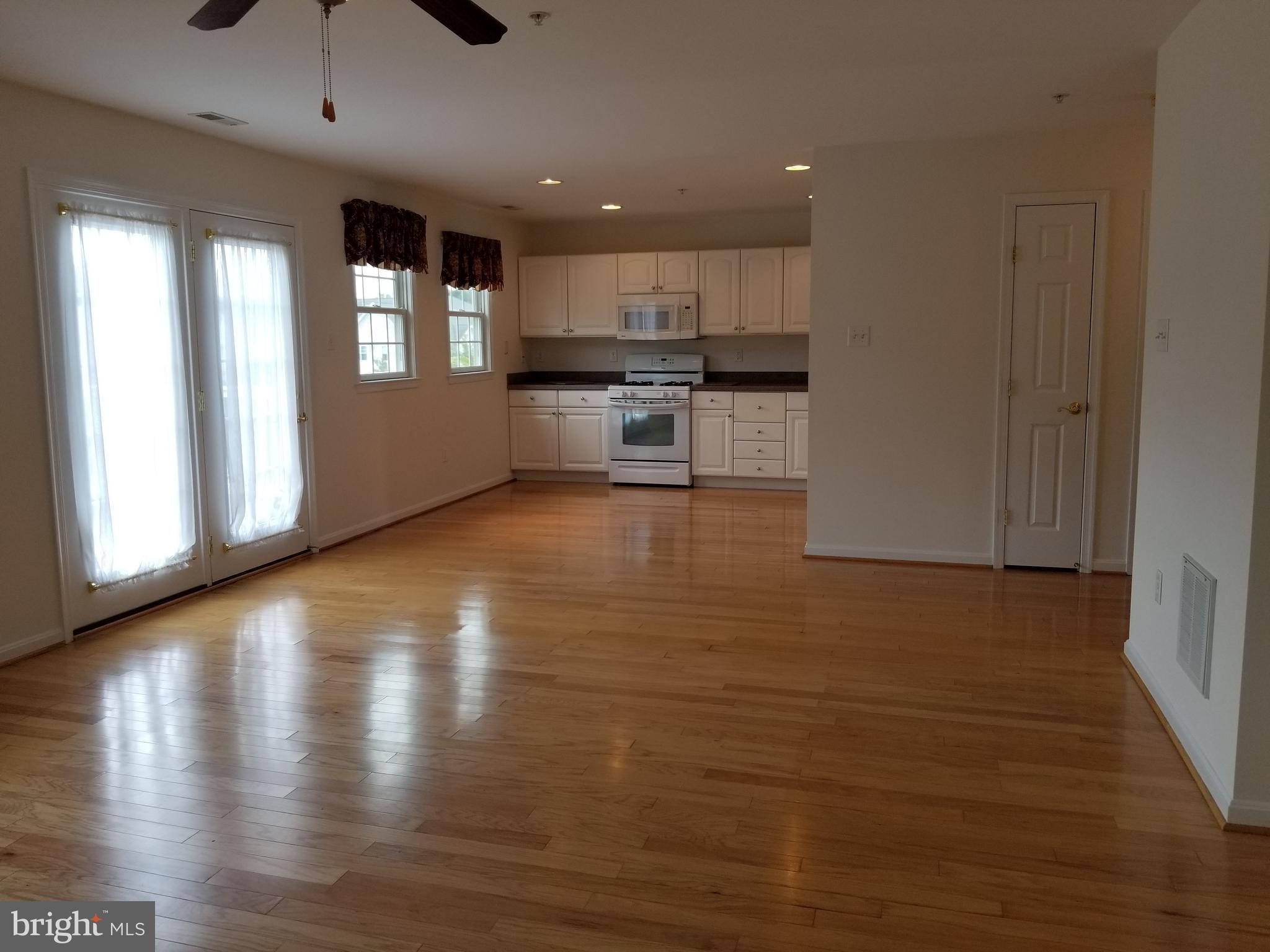 GOLDEN VIEW - Residential