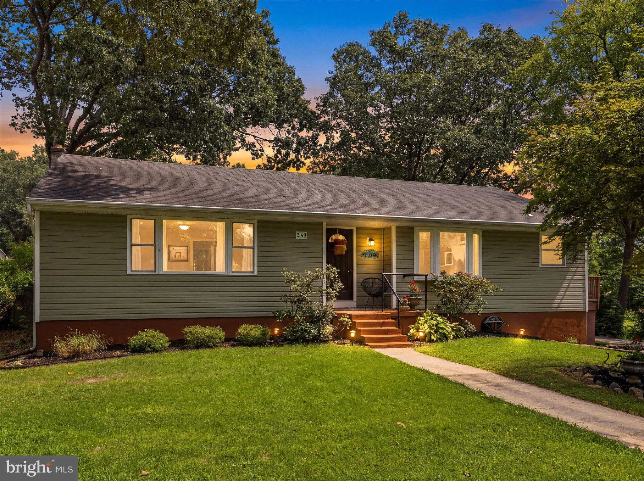 243 12th St, Pasadena, MD, 21122