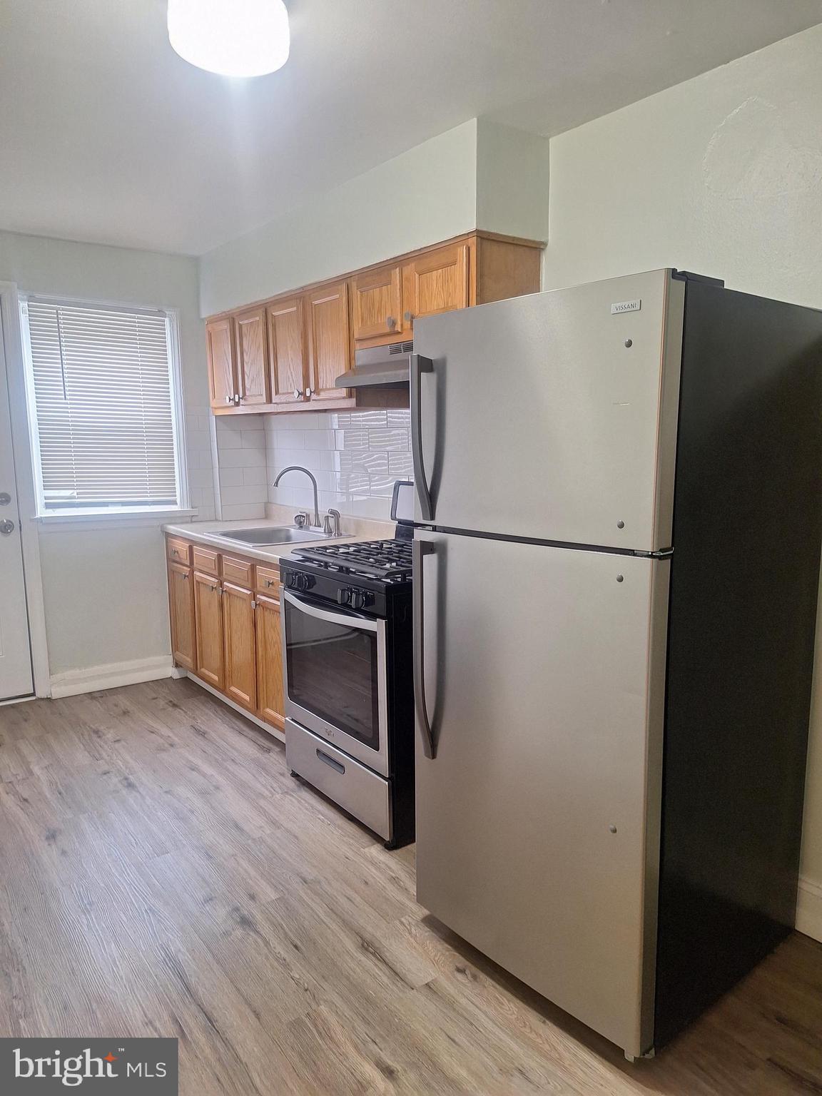 GOVANS - Residential Lease