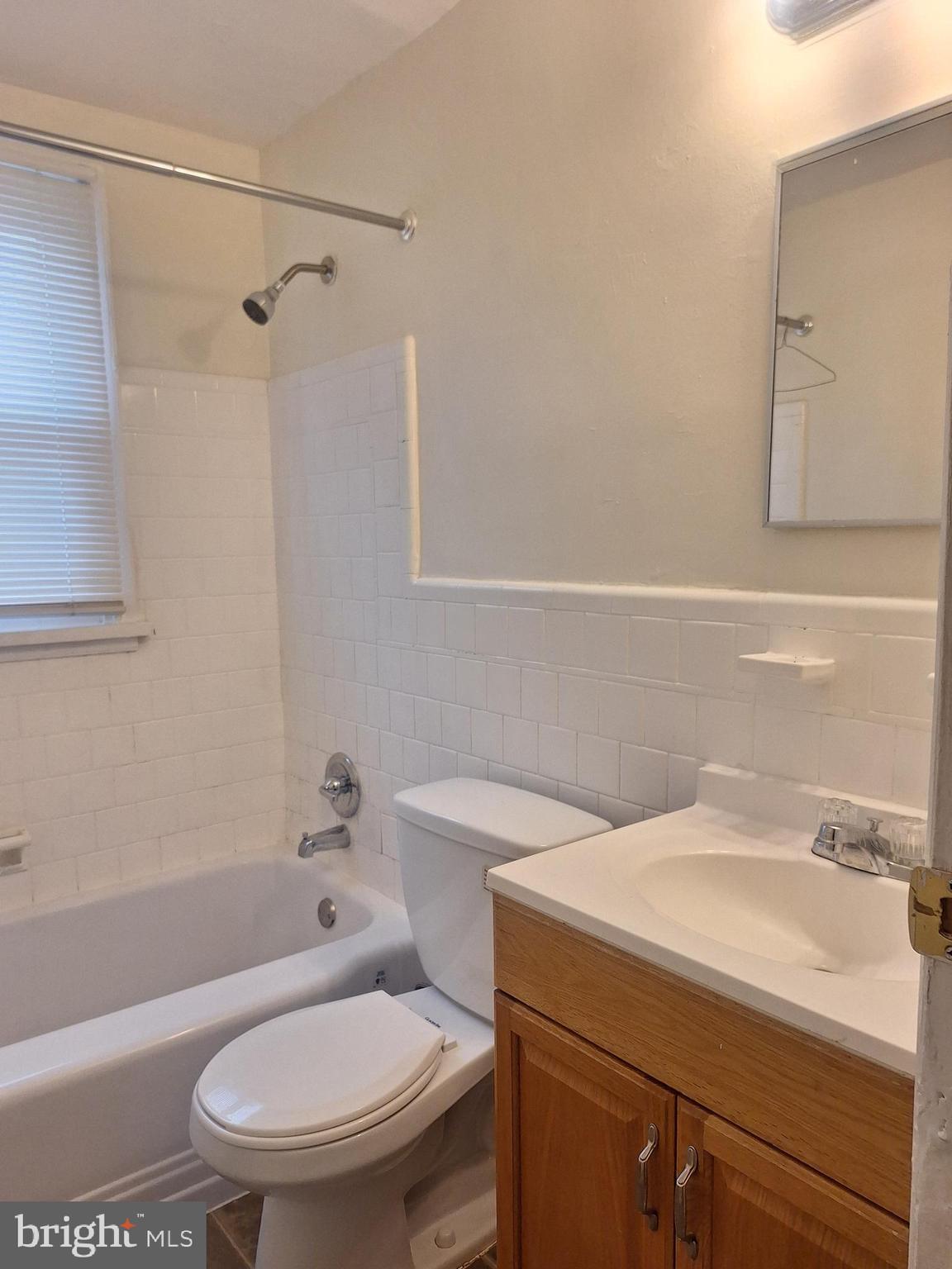 GOVANS - Residential Lease
