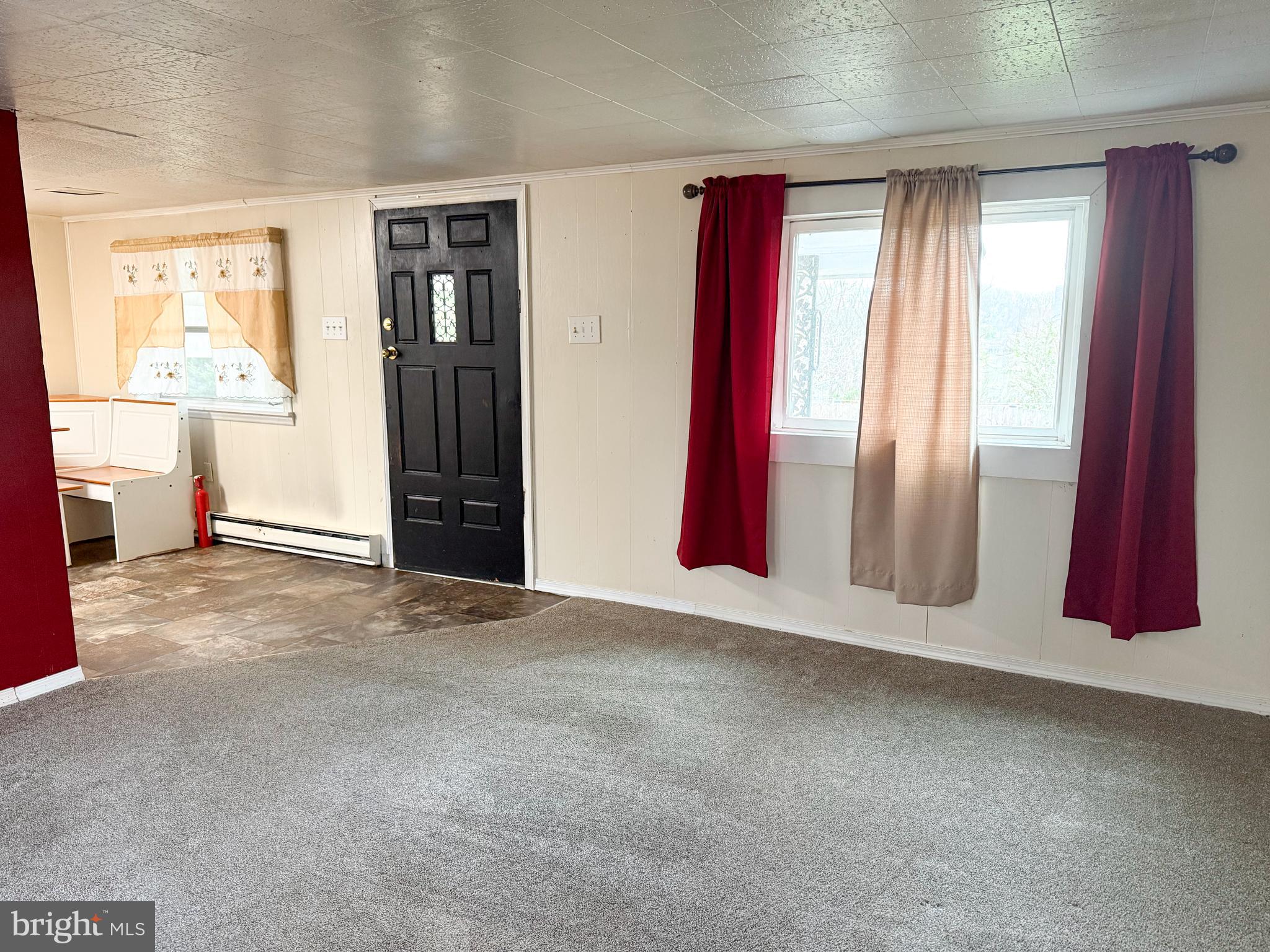 213 W CHAPLINE STREET B