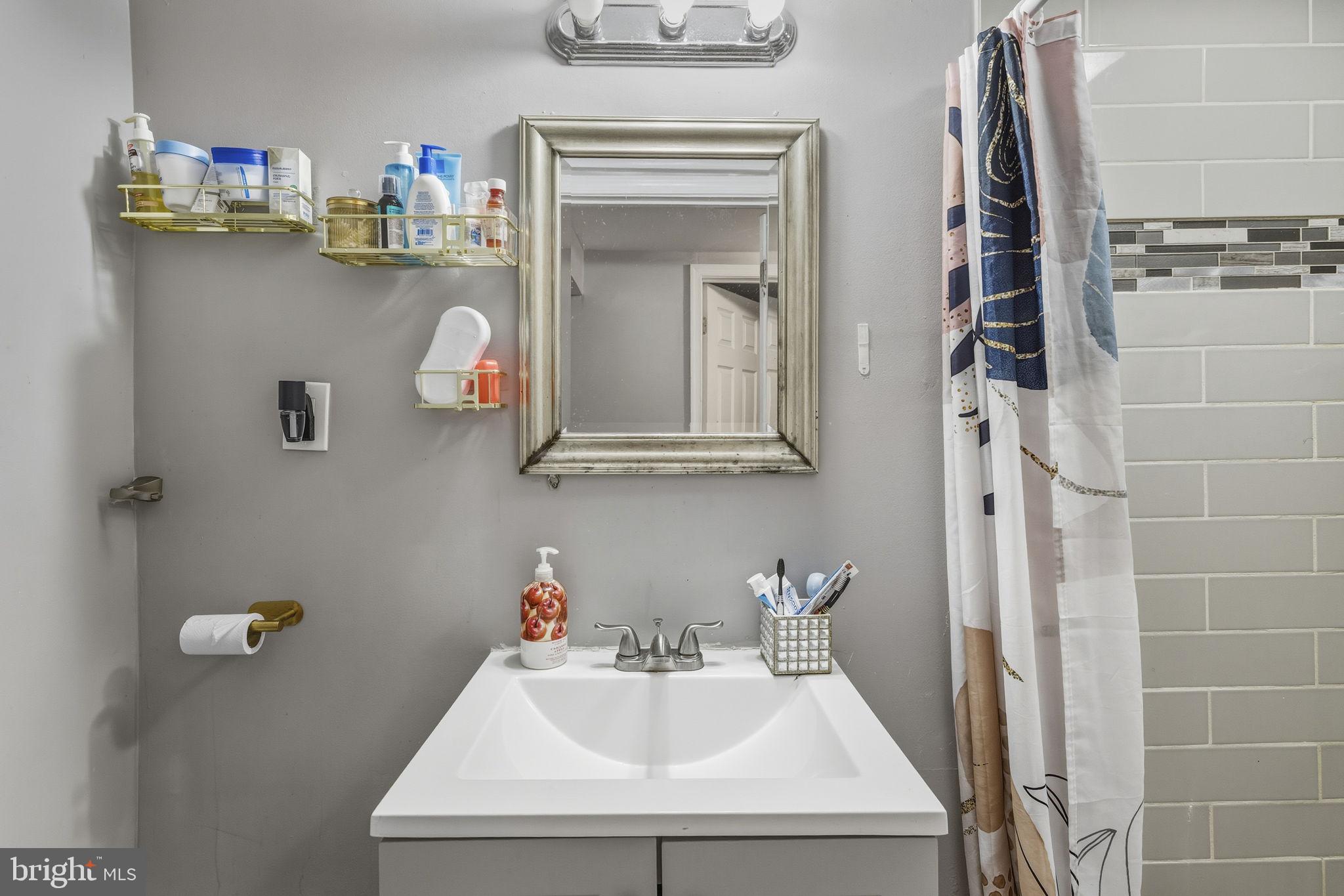 KNETTISHALL - Residential