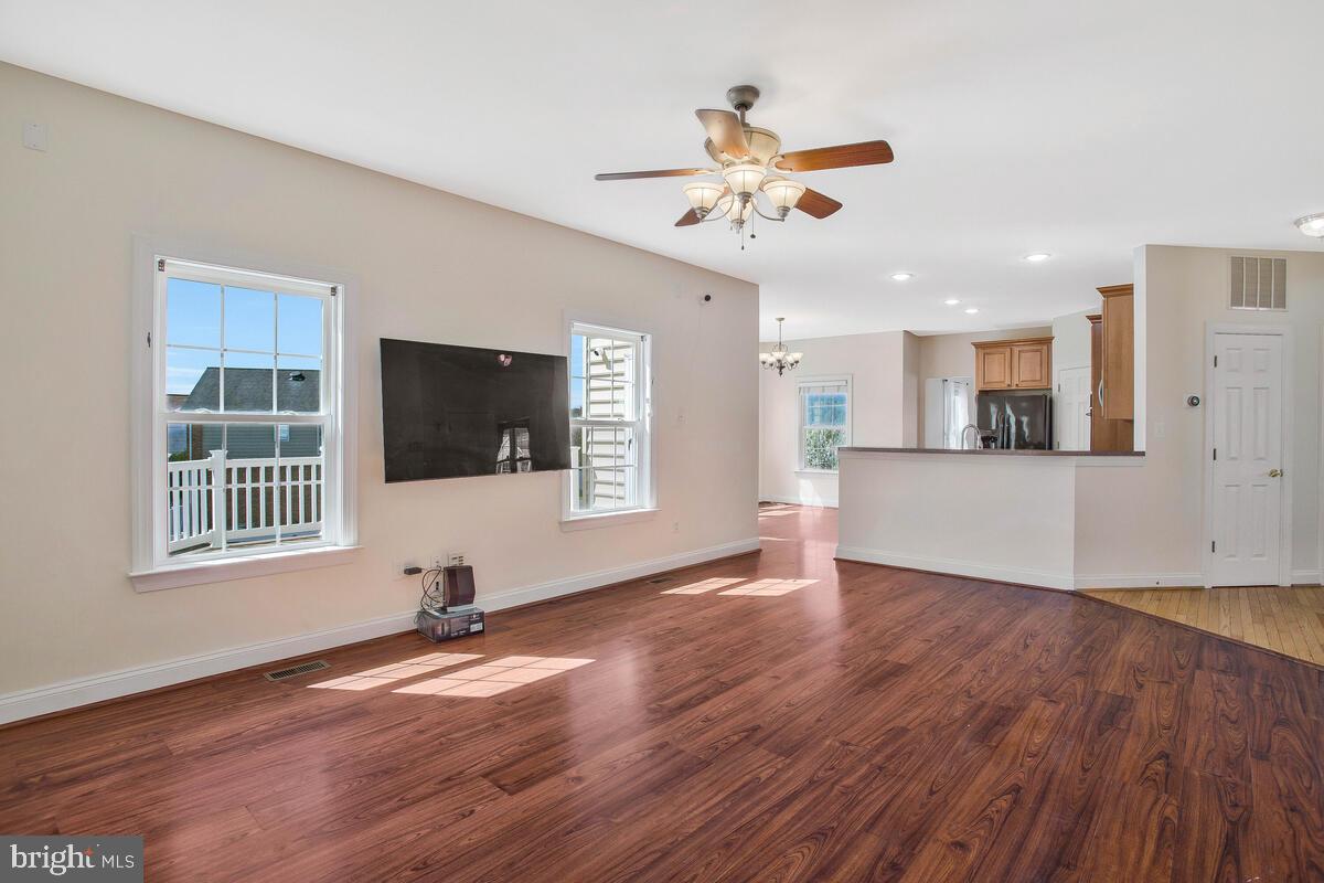 ACADEMY HILLS - Residential