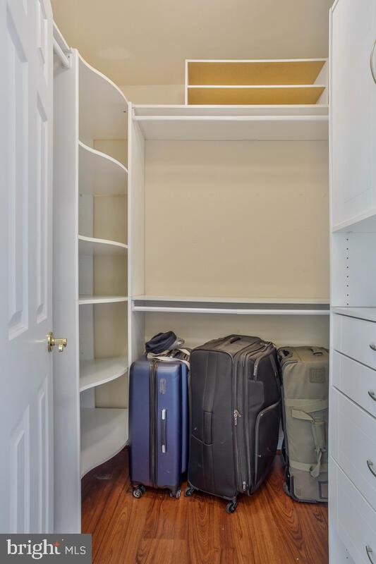 ACADEMY HILLS - Residential