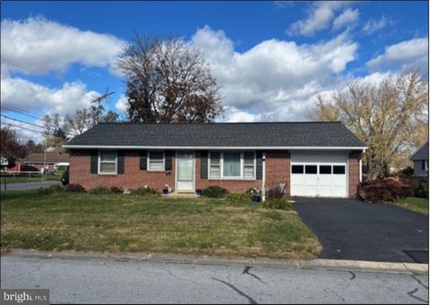 1799 HERITAGE AVENUE LANCASTER PA 17603