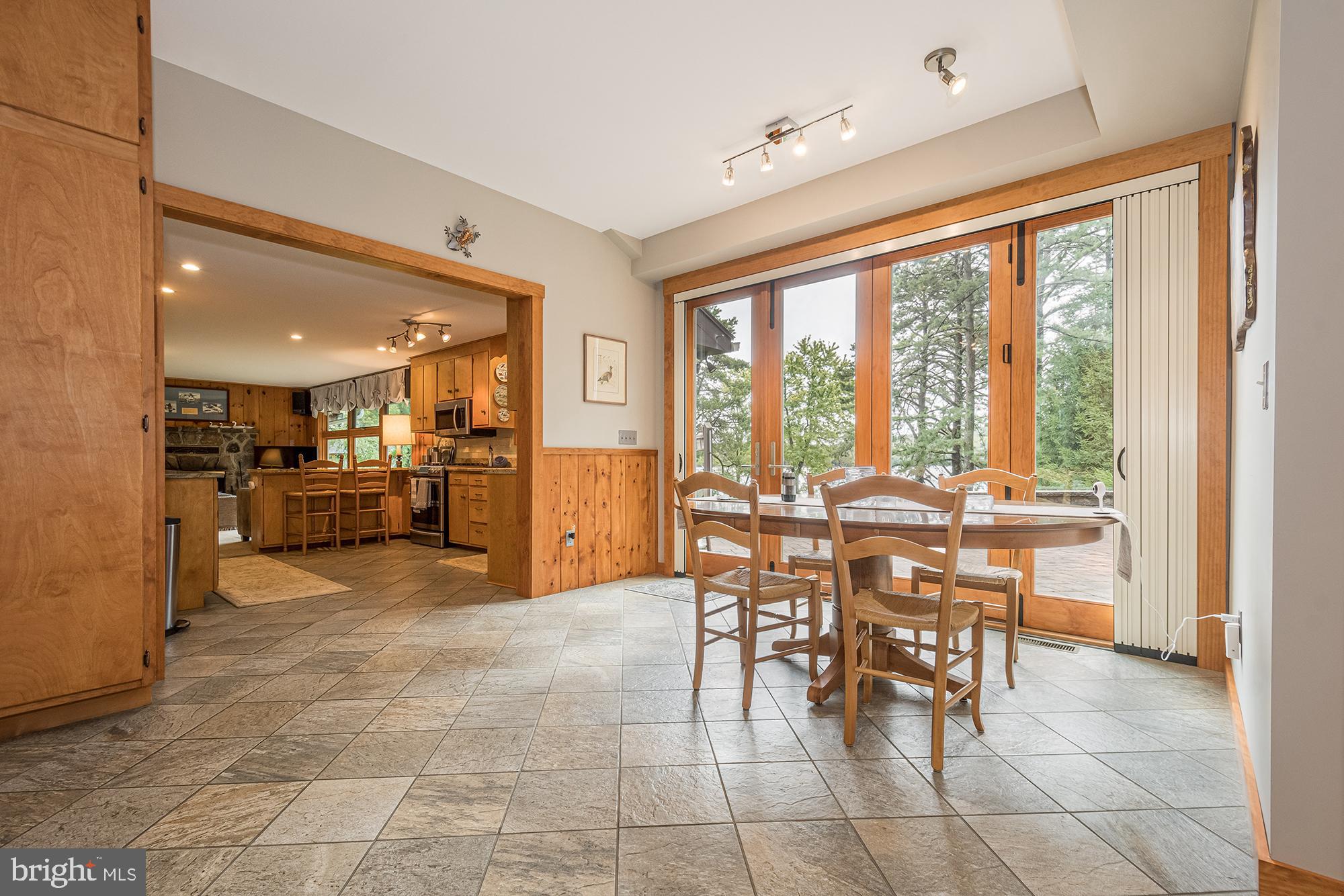 OAKLAND - Residential