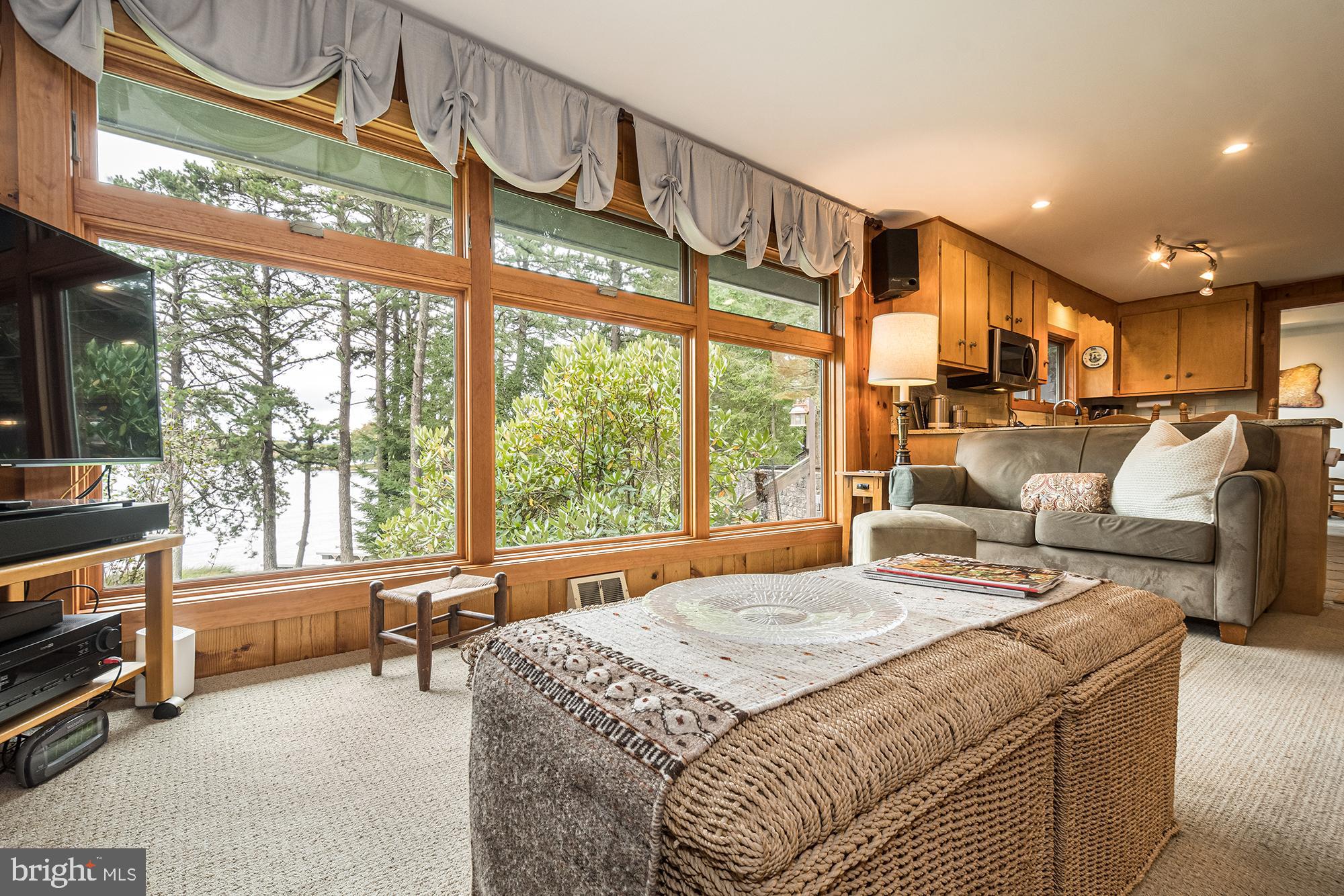 OAKLAND - Residential