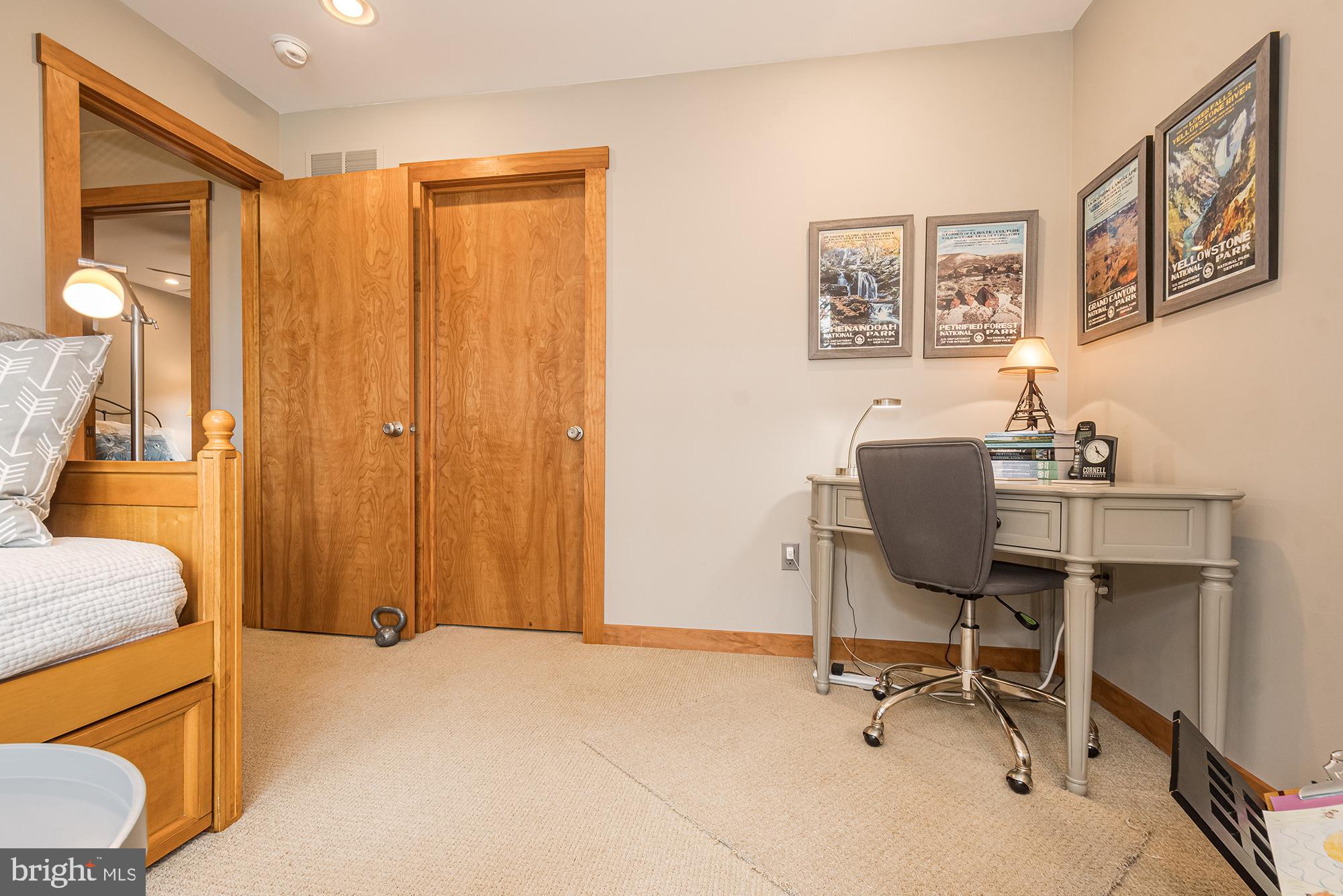 OAKLAND - Residential