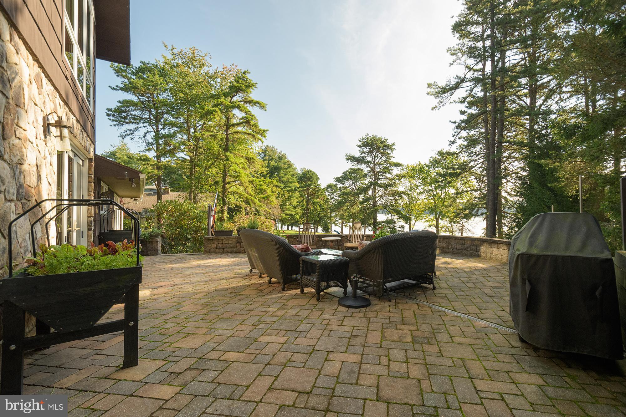 OAKLAND - Residential