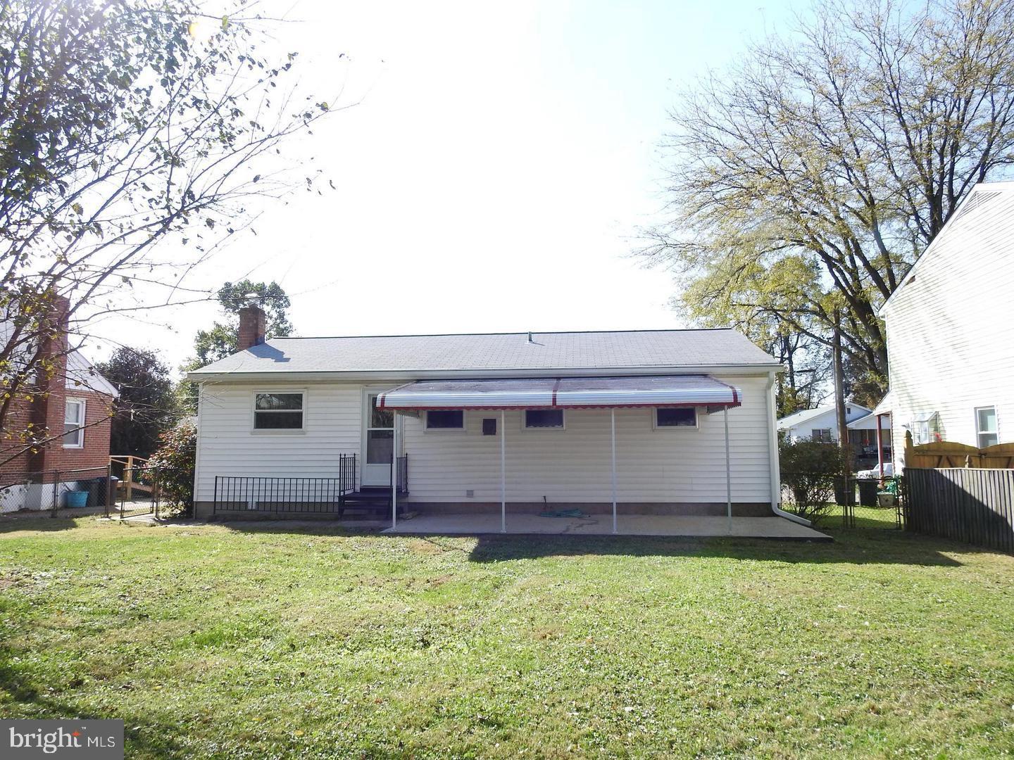 CATONSVILLE MANOR - Residential Lease