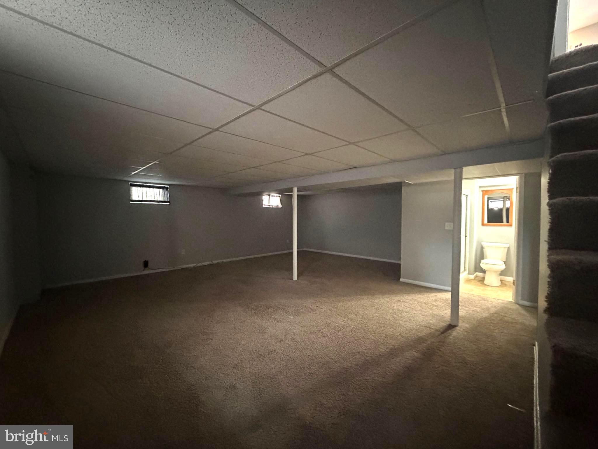 CATONSVILLE MANOR - Residential Lease