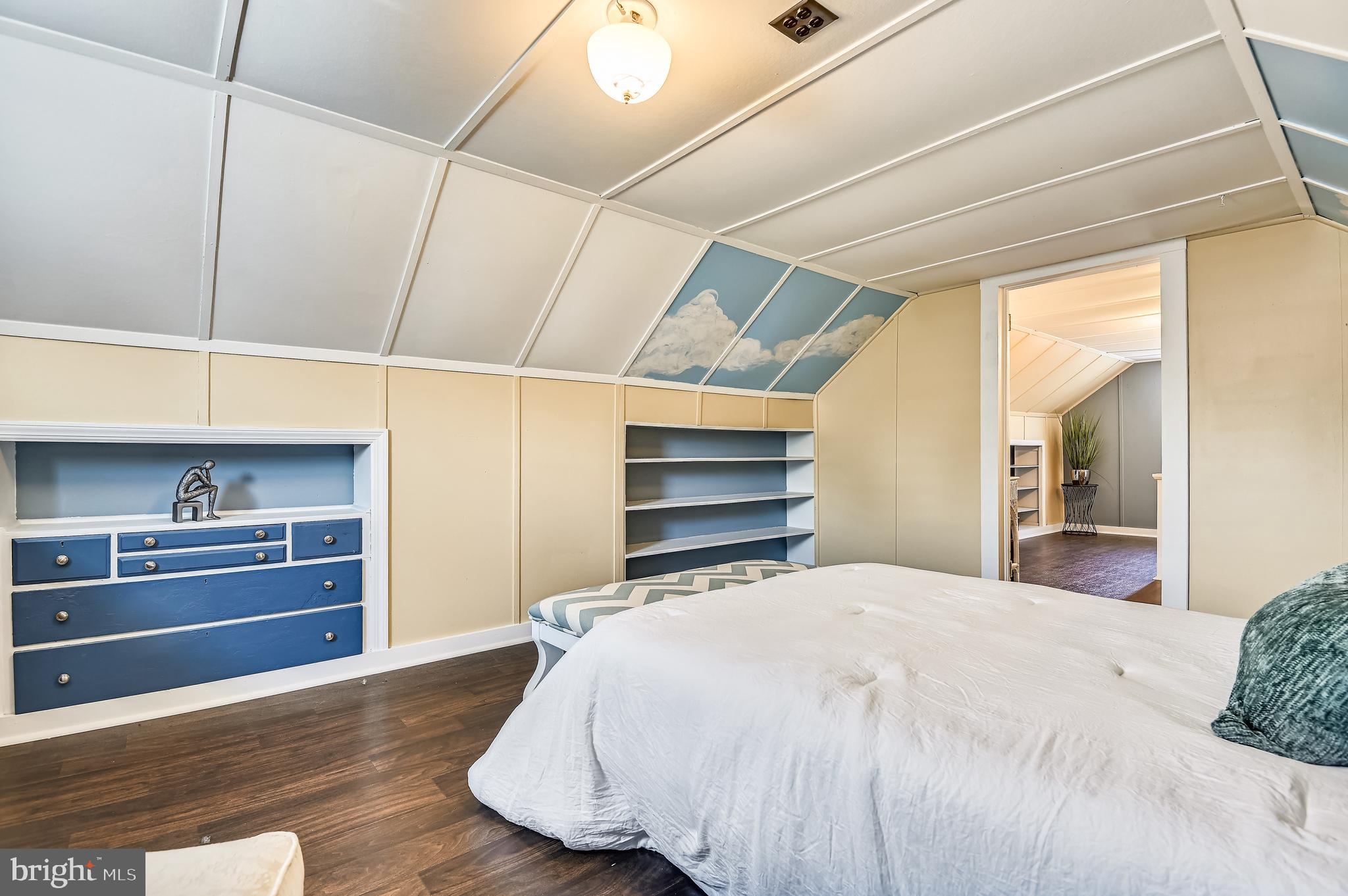 OVERLEA - Residential