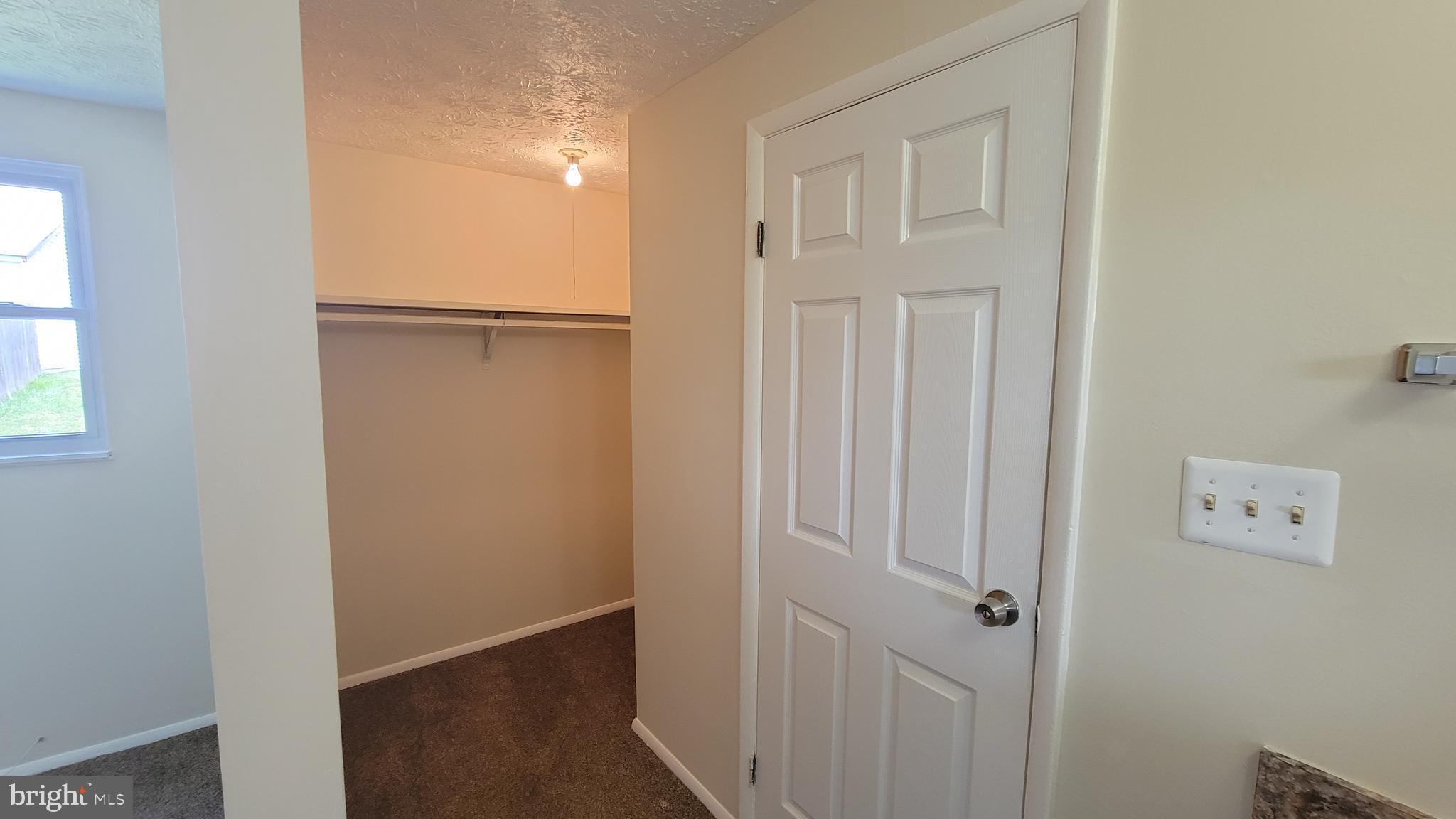 CENTRAL PARK - Residential Lease