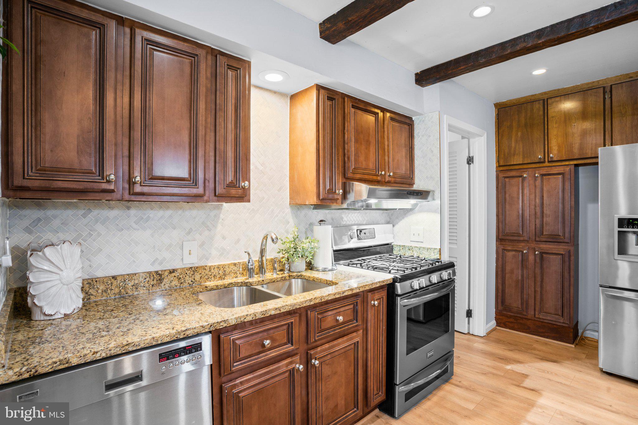 STONEYBROOK - Residential