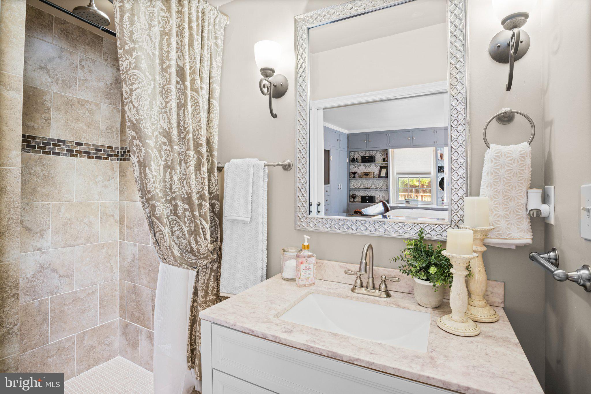 STONEYBROOK - Residential