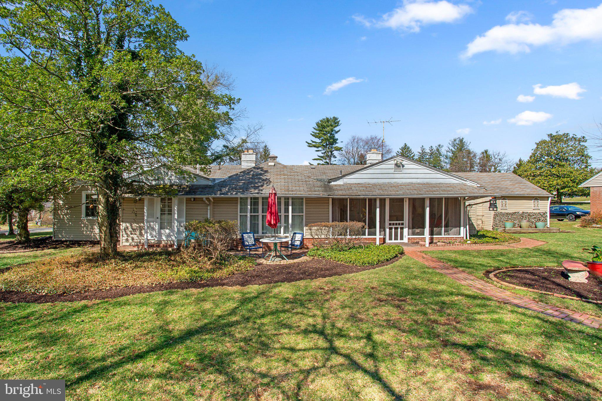 STONEYBROOK - Residential