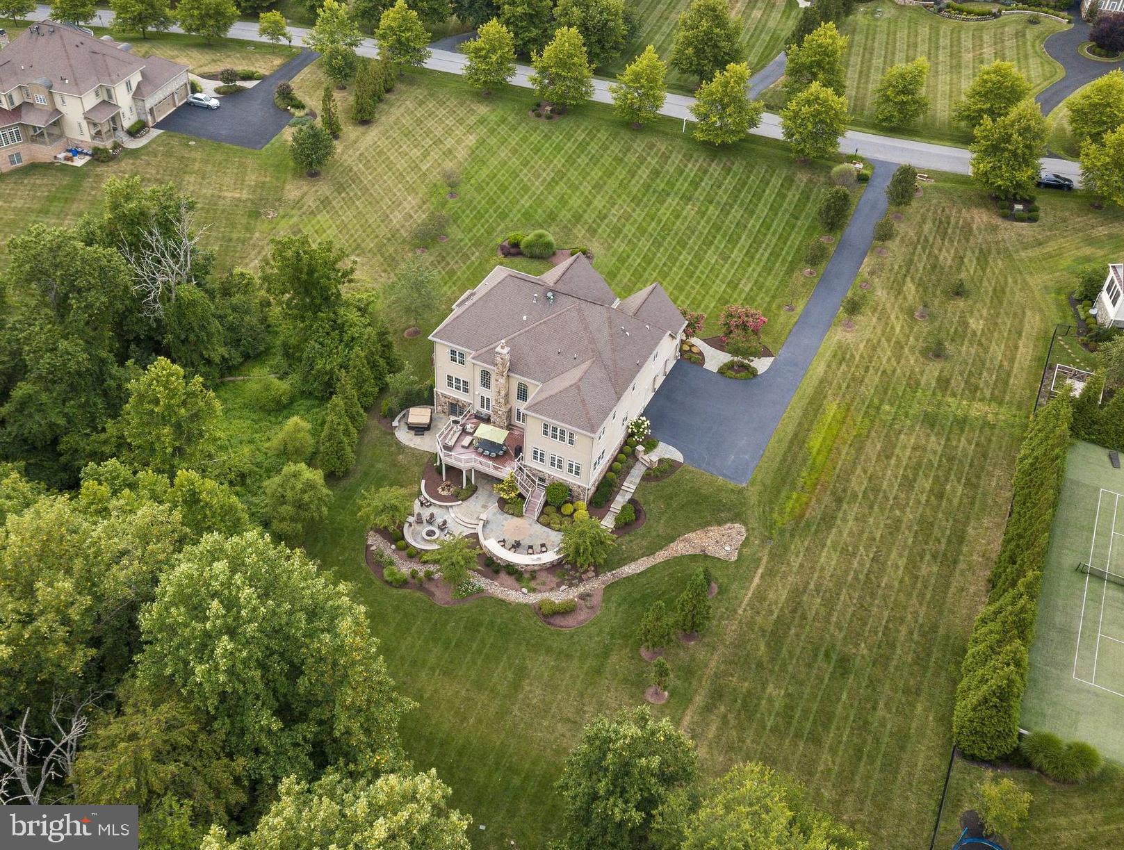 RIVERWOOD - Residential