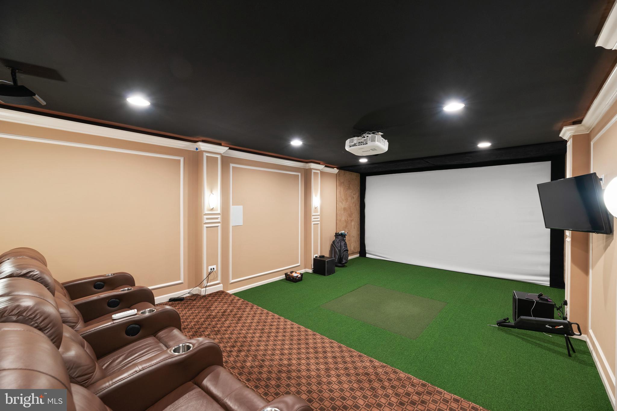 RIVERWOOD - Residential