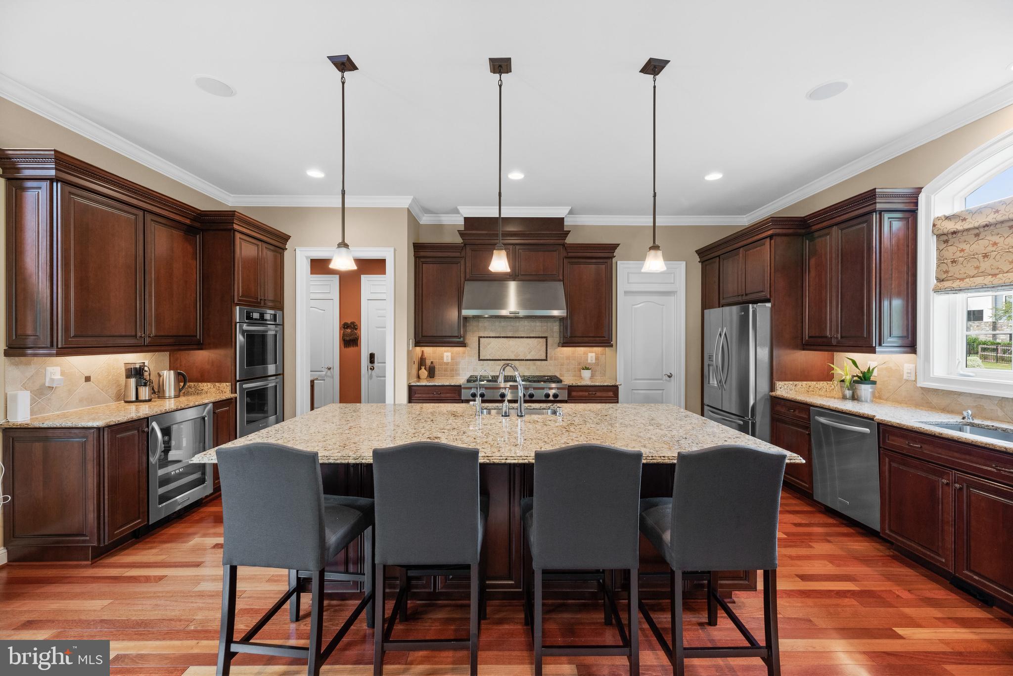 RIVERWOOD - Residential