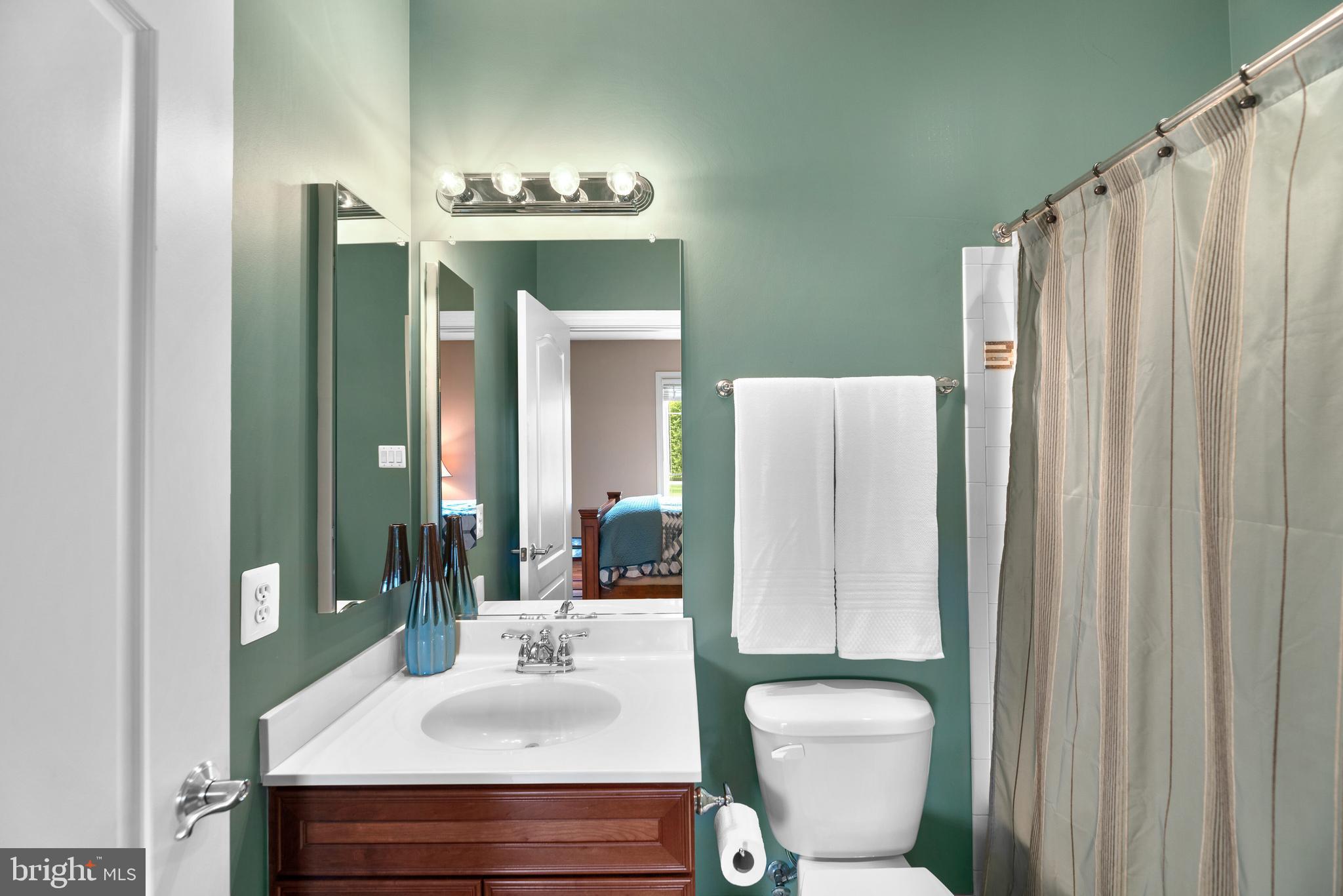 RIVERWOOD - Residential