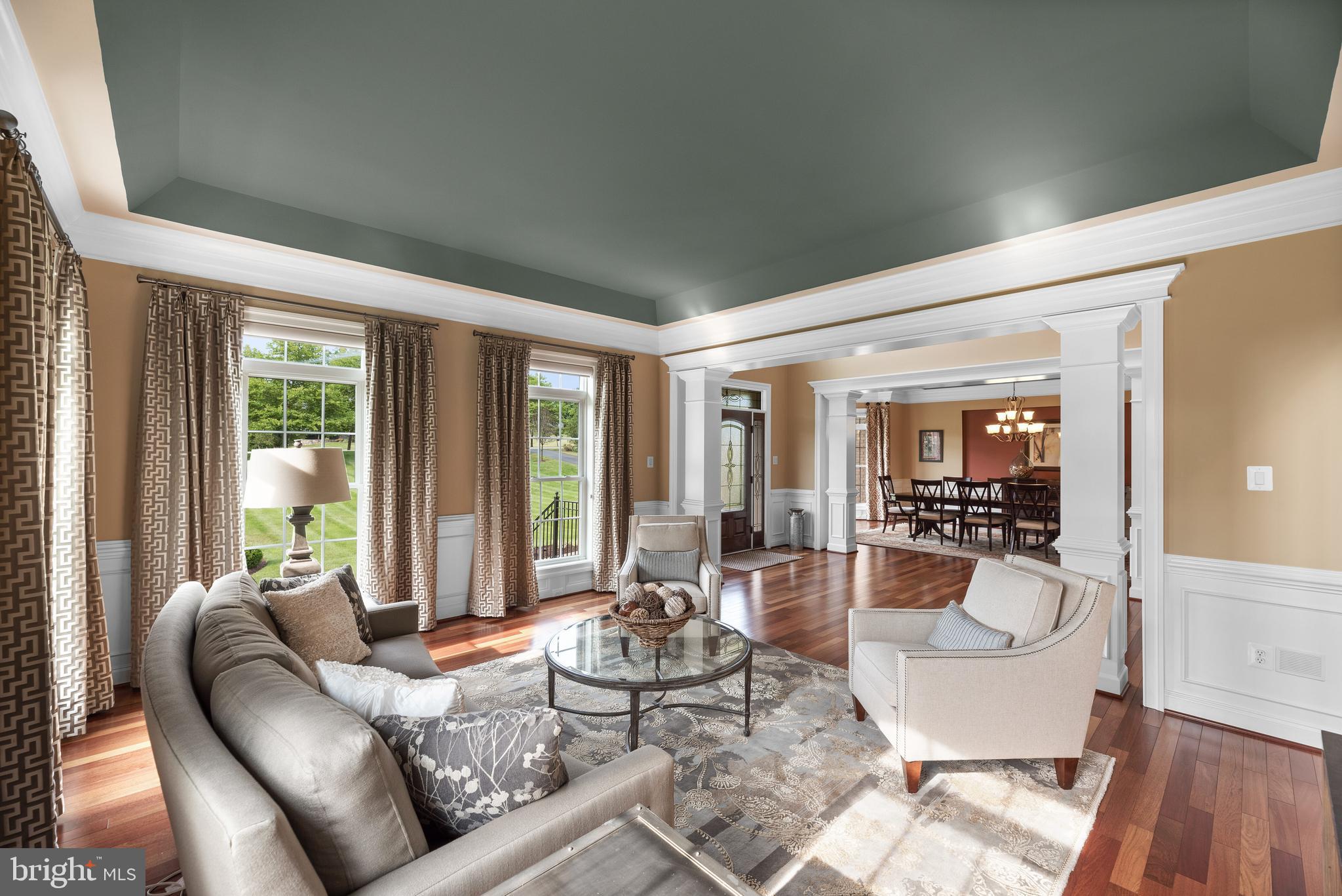 RIVERWOOD - Residential