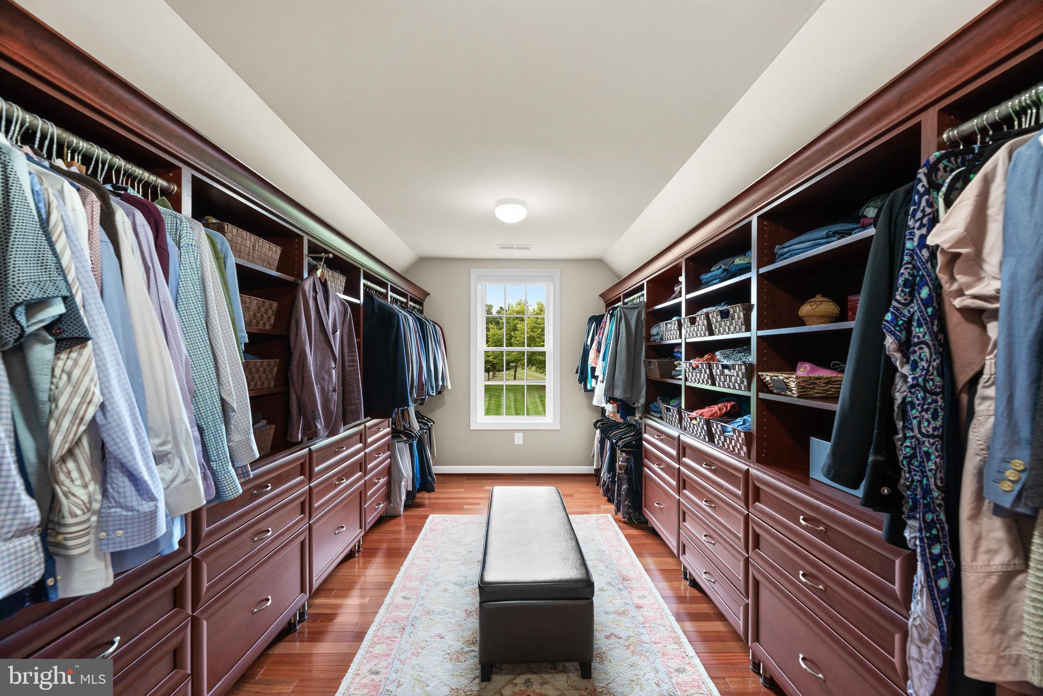 RIVERWOOD - Residential