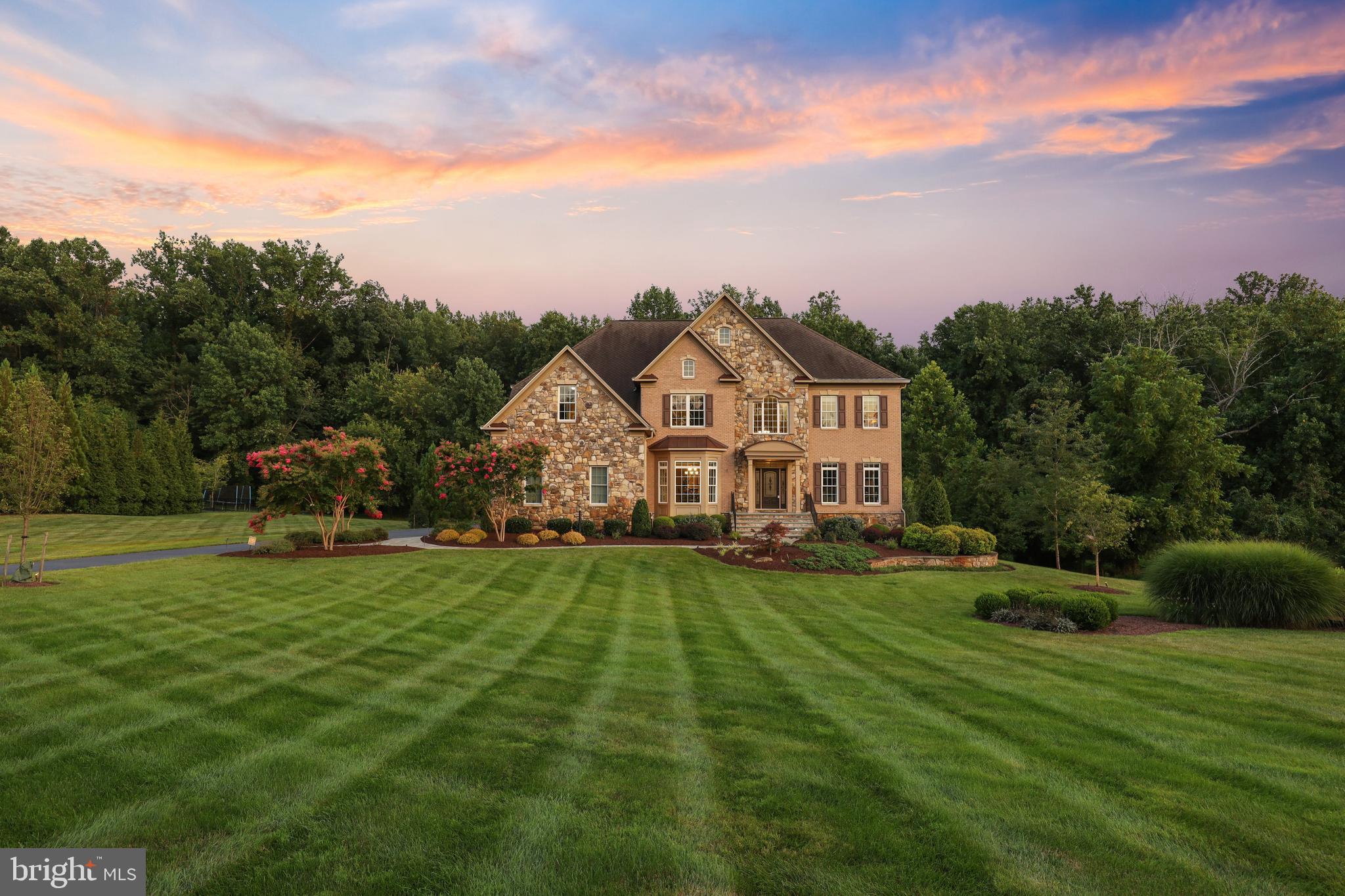 RIVERWOOD - Residential