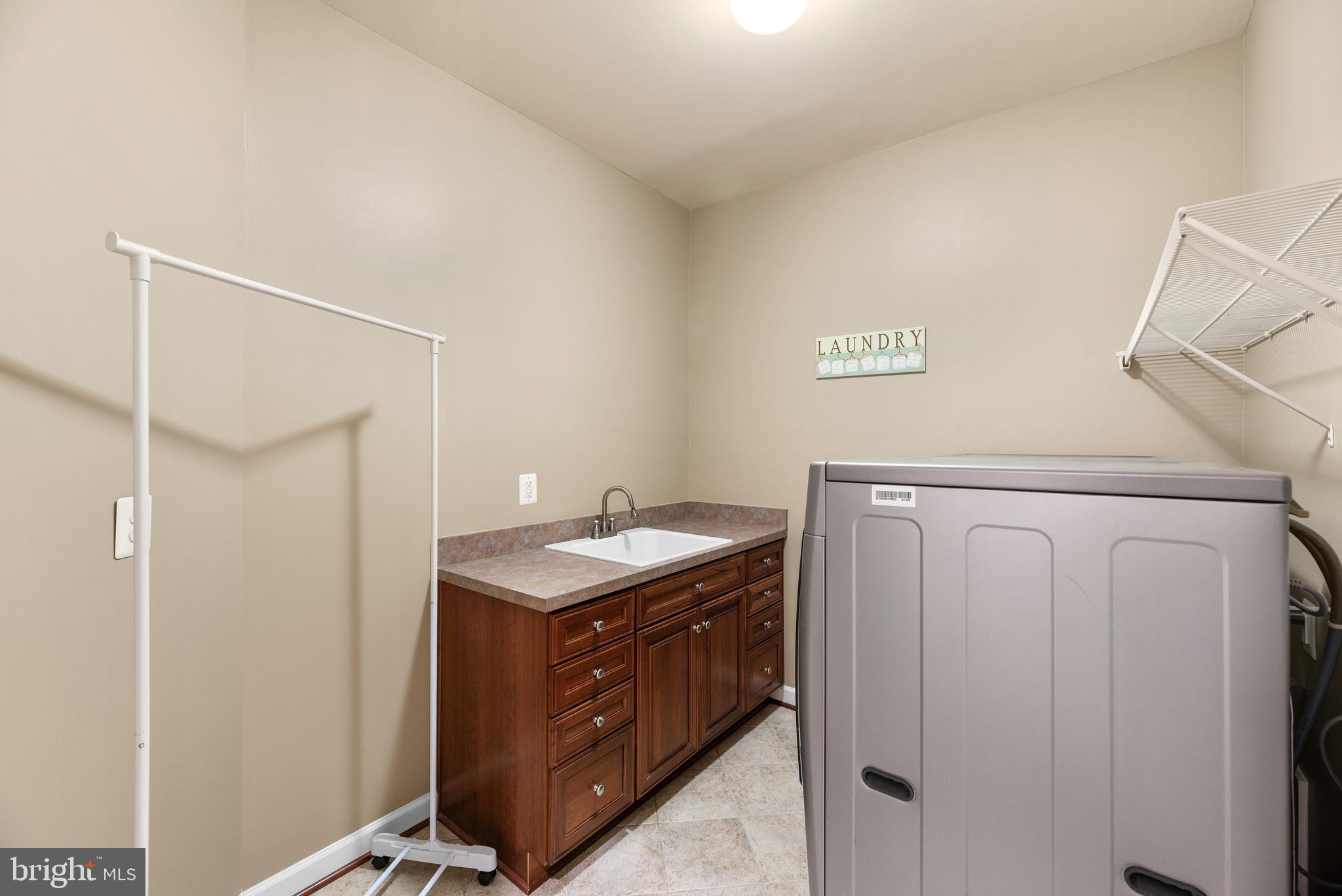 RIVERWOOD - Residential