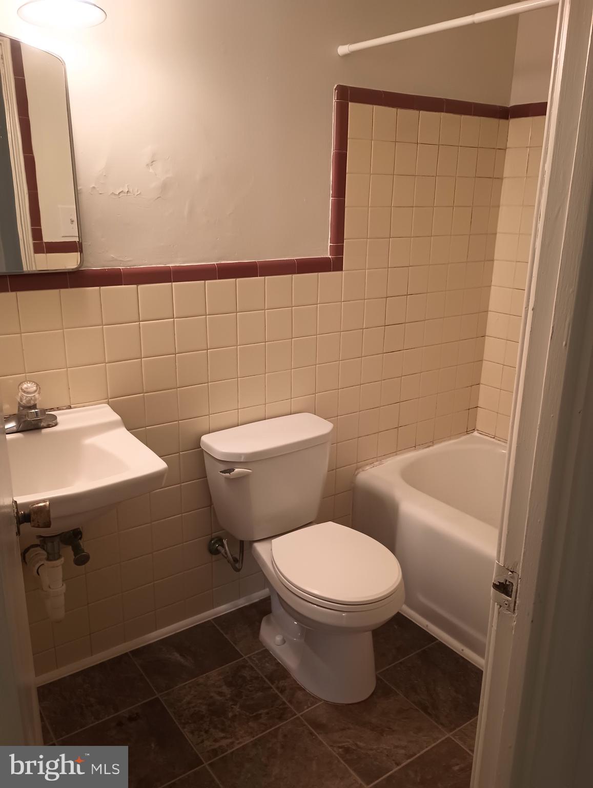 NEW HOLLAND BOROUGH - Residential Lease