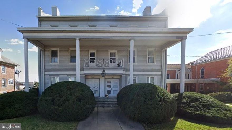 For rent is a second floor 2 bedroom, 1 bathroom. Fresh paint through out. Brand new kitchen installed. Coin-op laundry on site. Tenants are responsible for utilities (electric, wifi, cable) There is a monthly charge of $50 added to your tenant ledger for Water/Sewer/Trash. $50 non-refundable application fee per applicant. $50 Admin. fee if selected. Minimum credit score of 615. NO SMOKING, NO PETS