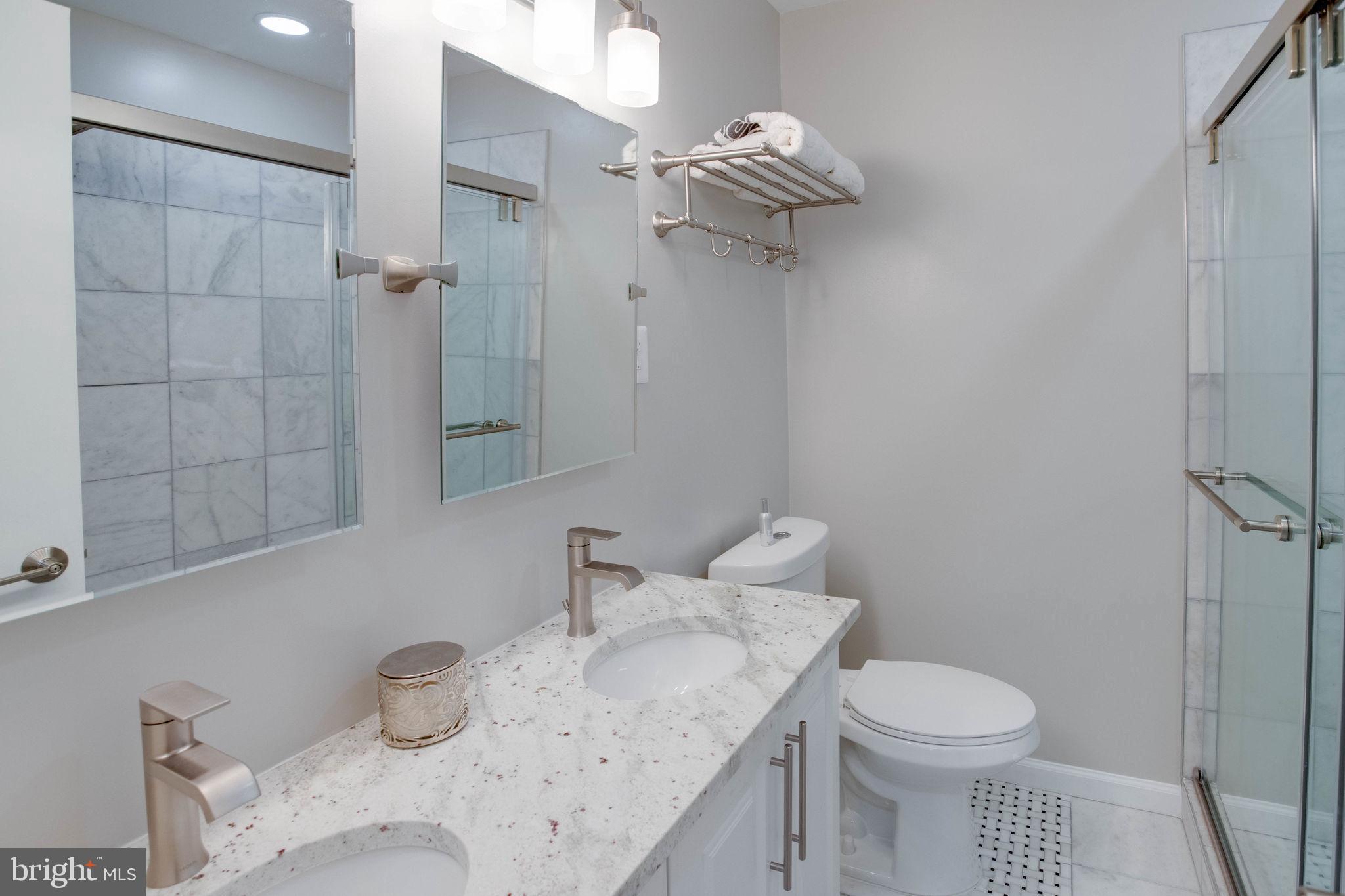 FAIRFAX PLAZA TOWNHOUSES - Residential