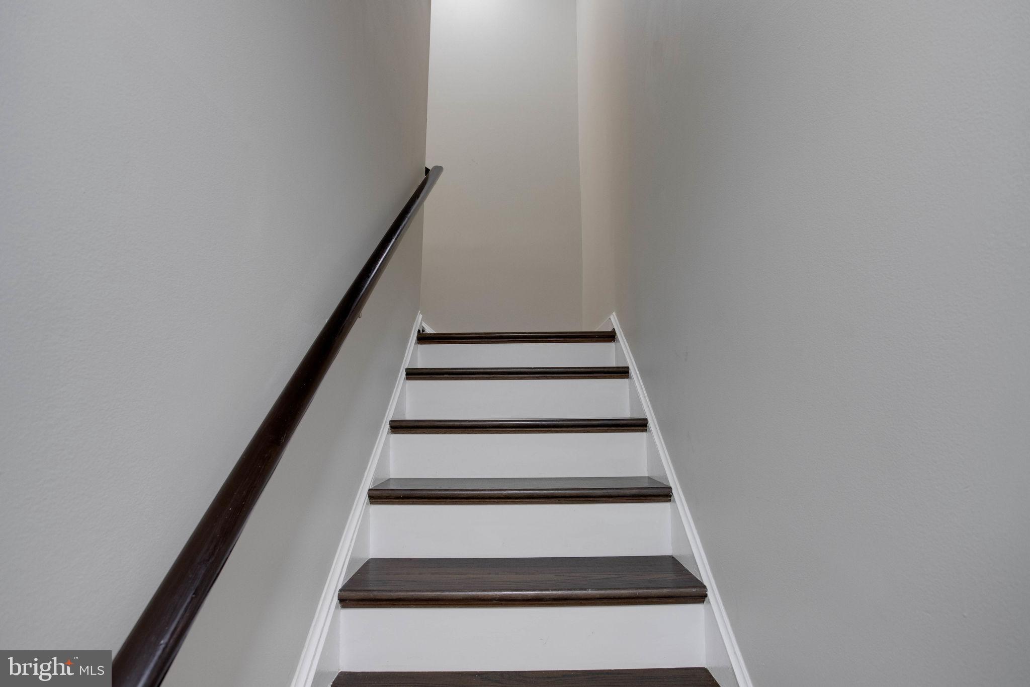 FAIRFAX PLAZA TOWNHOUSES - Residential