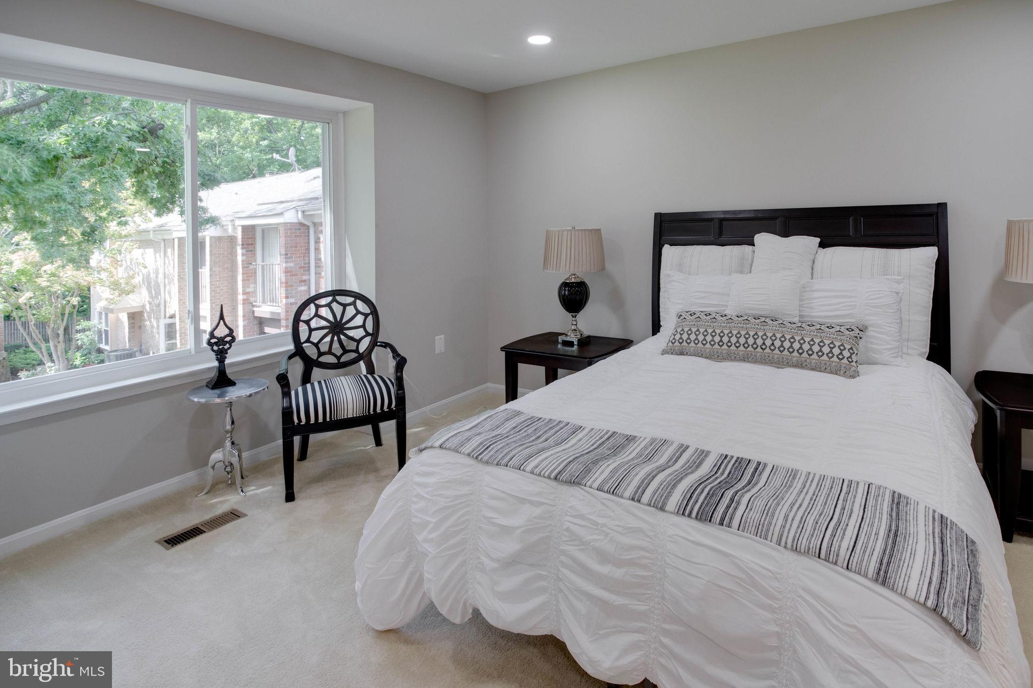 FAIRFAX PLAZA TOWNHOUSES - Residential