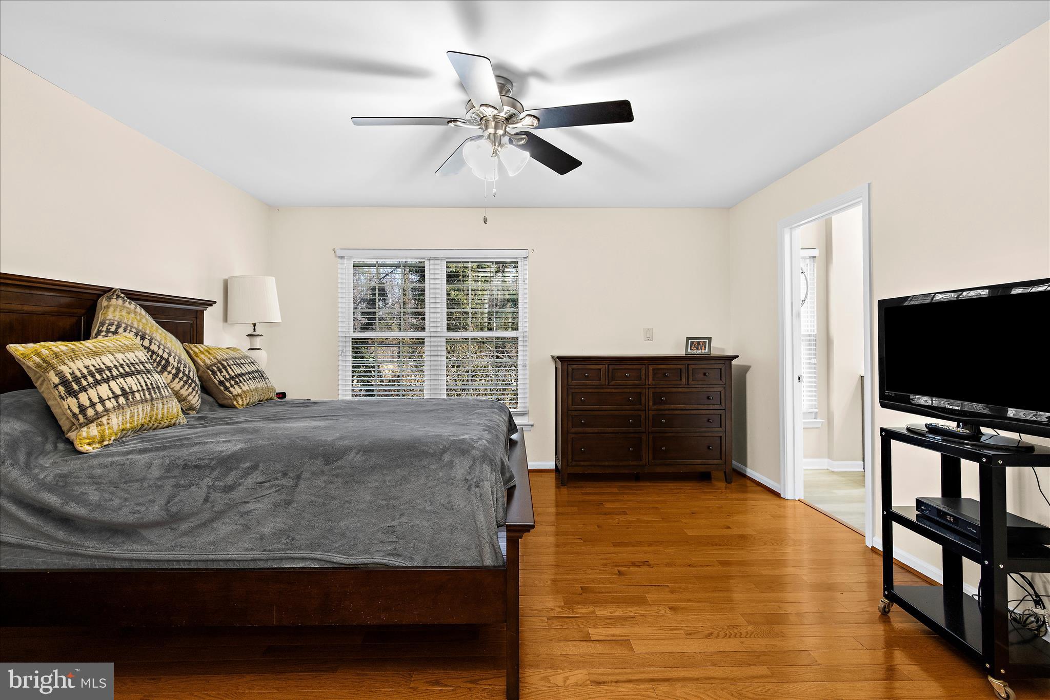 FOUR SEASONS ESTATES - Residential