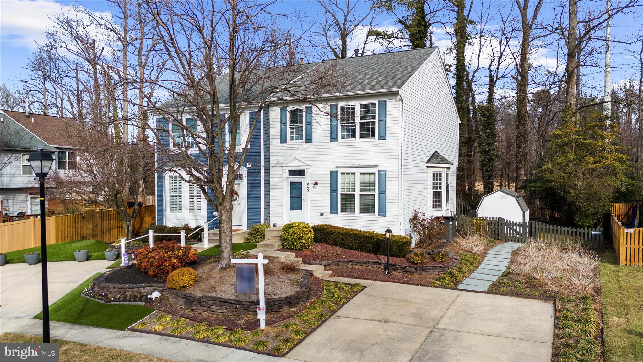 FOUR SEASONS ESTATES - Residential