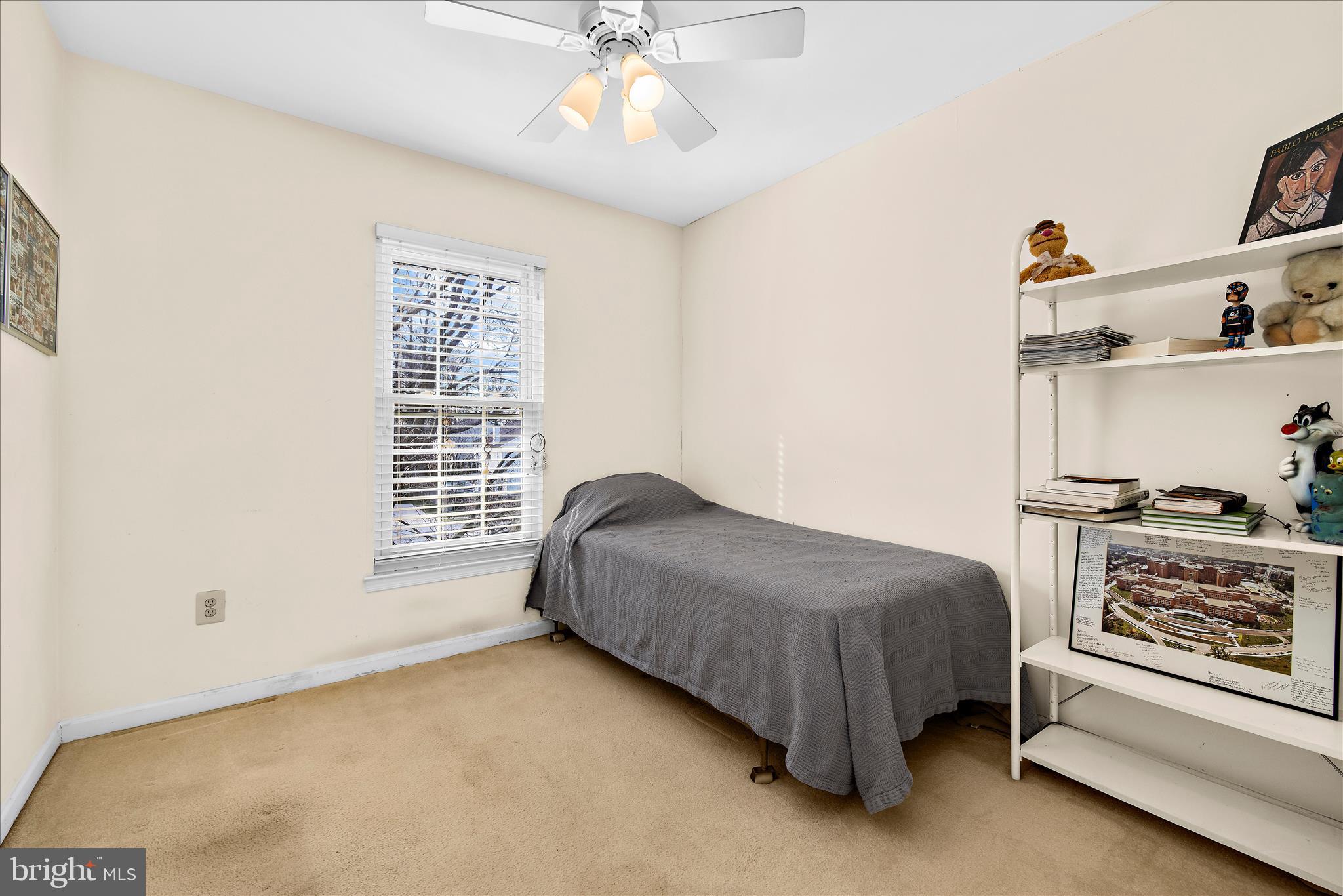 FOUR SEASONS ESTATES - Residential