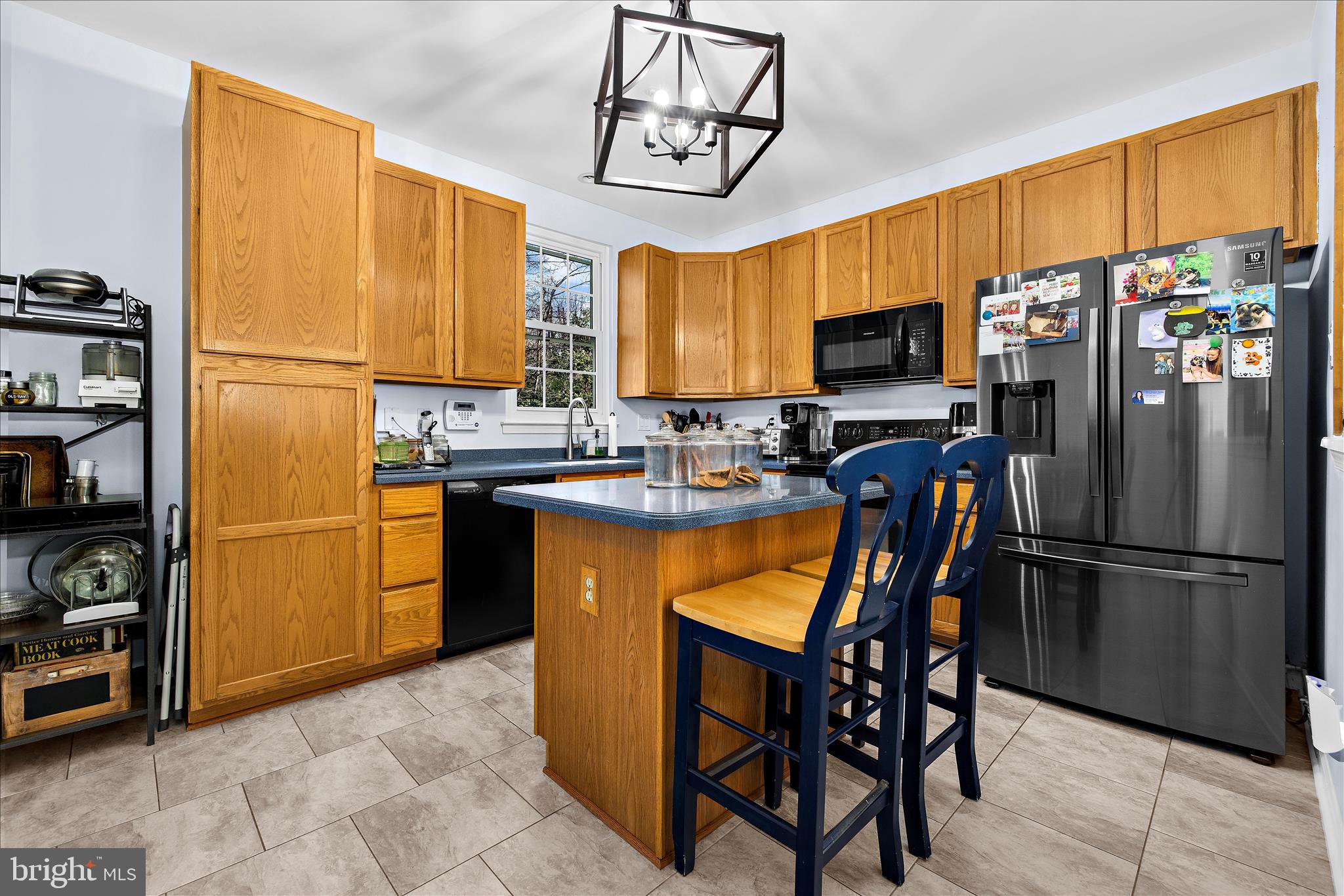 FOUR SEASONS ESTATES - Residential