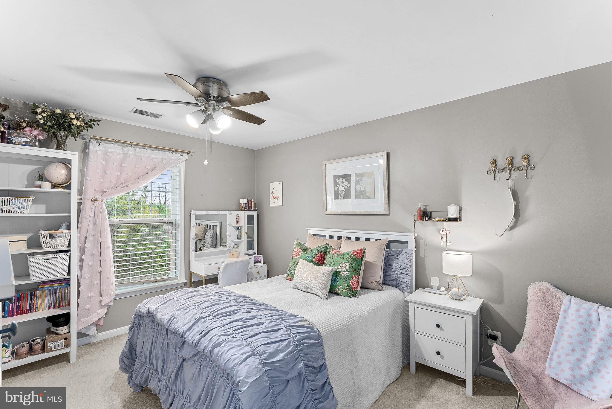 LAUREL HILL LANDBAY - Residential