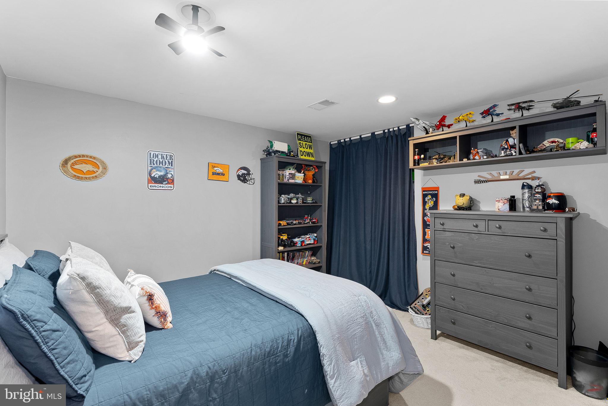 LAUREL HILL LANDBAY - Residential