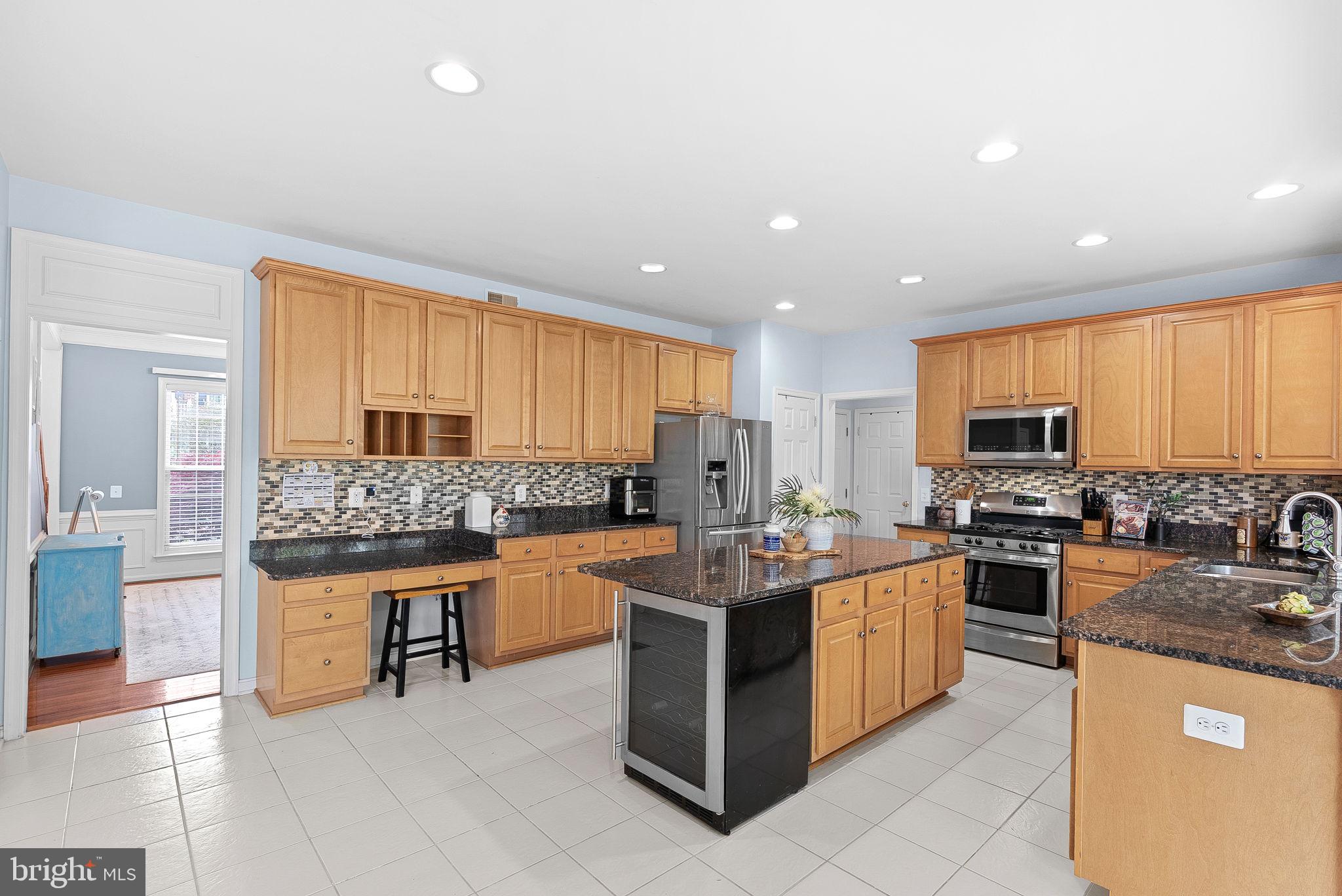 LAUREL HILL LANDBAY - Residential